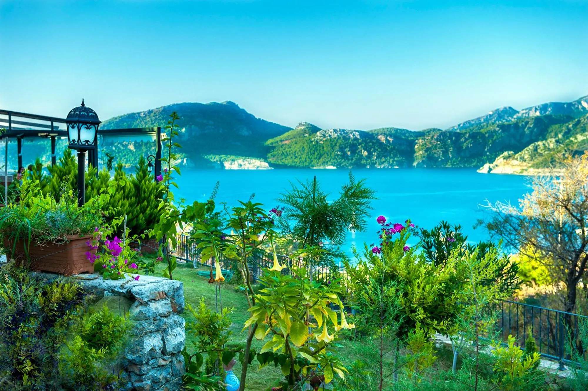 Garden in Swan Lake Hotel - Adult Only