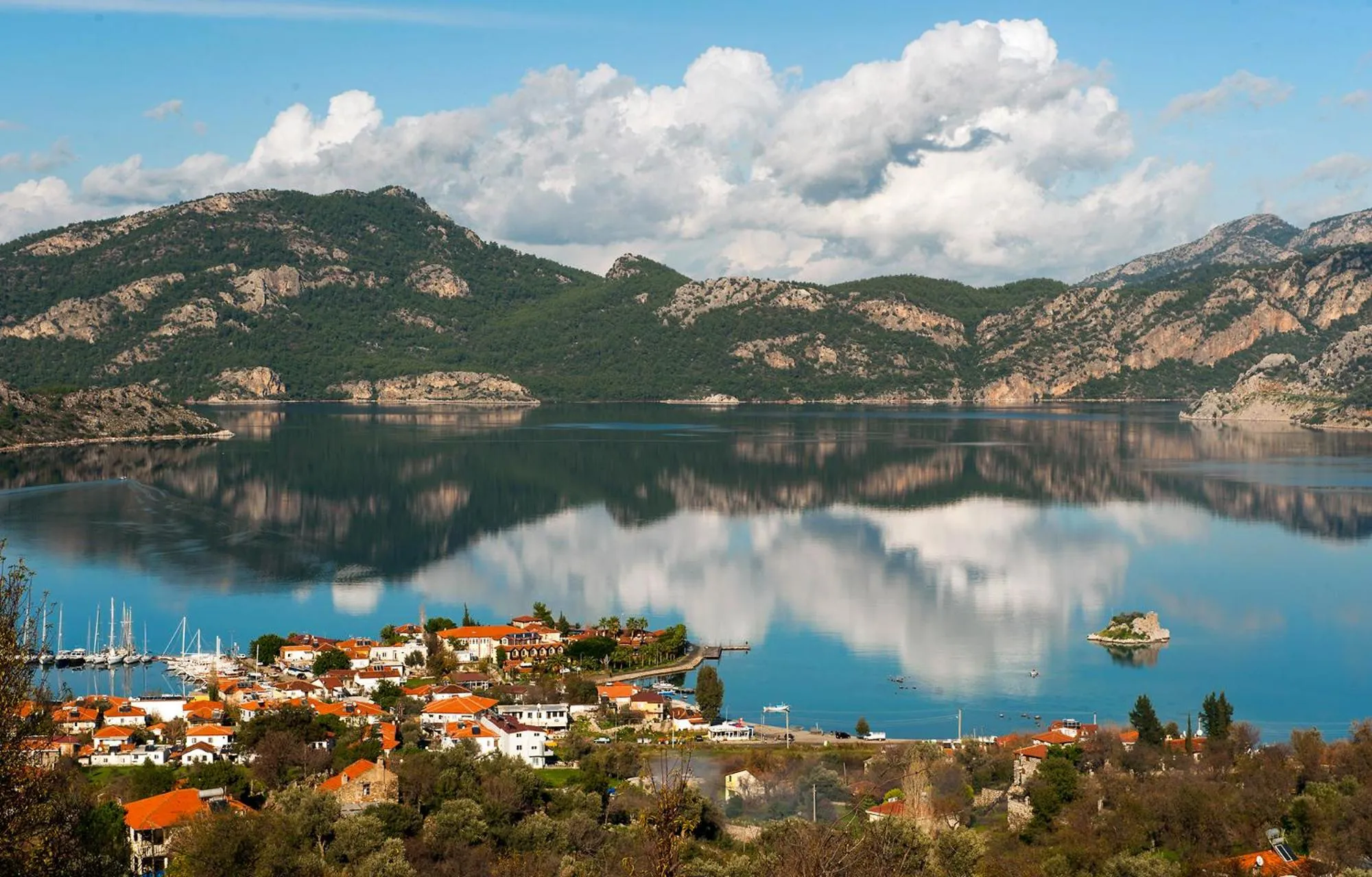 Property building in Swan Lake Hotel - Adult Only