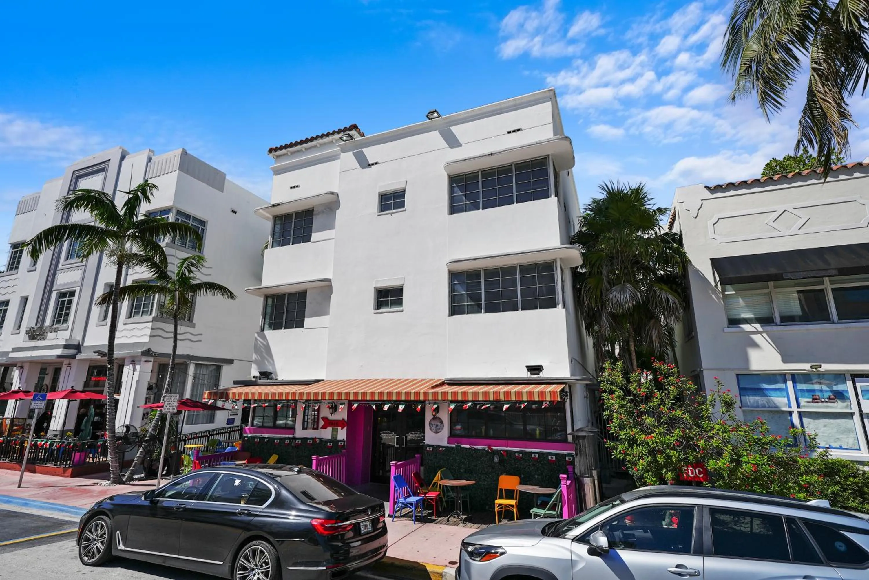 Restaurant/places to eat in Whitelaw Hotel