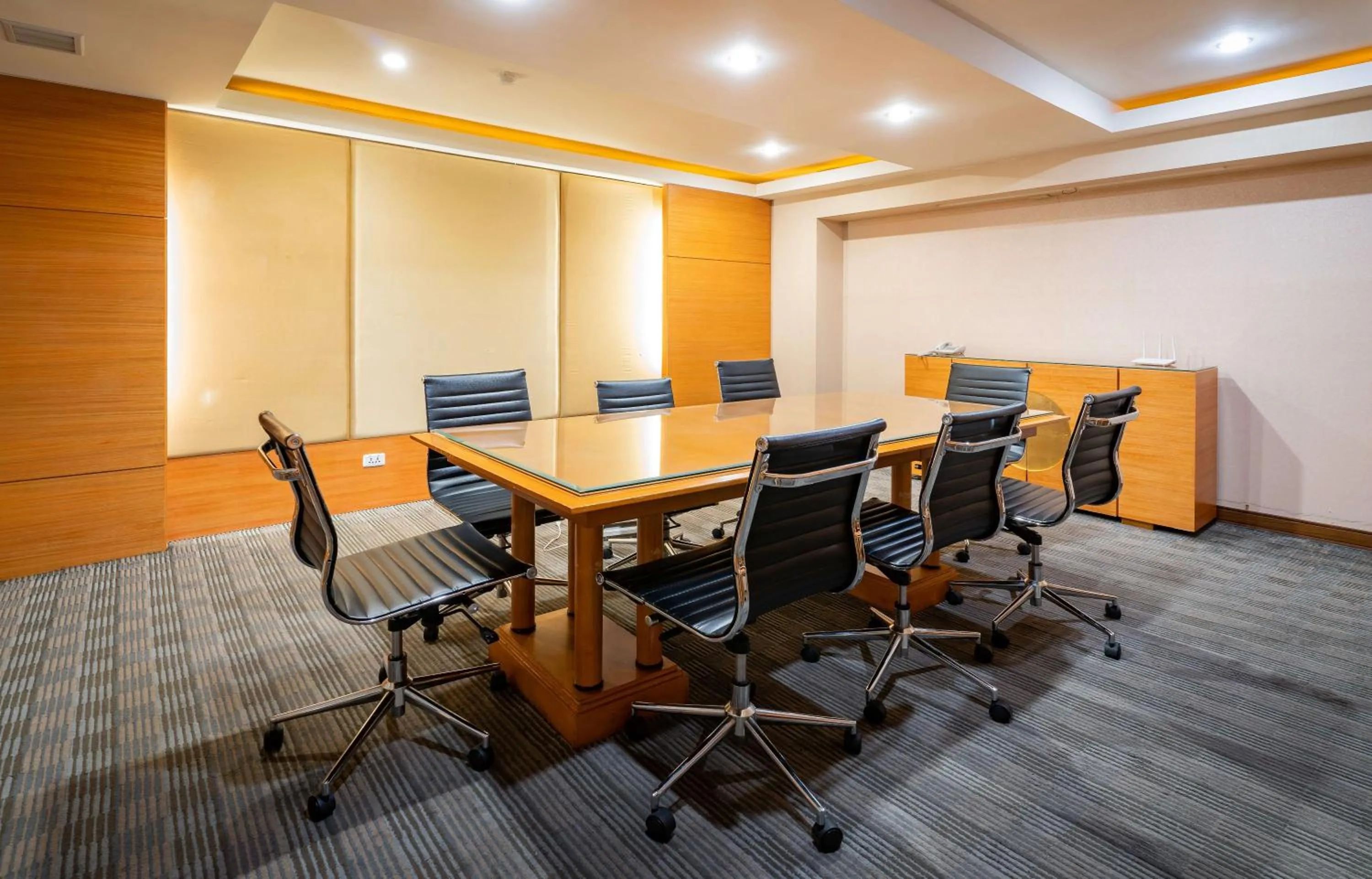 Meeting/conference room in Waikoloa Hotel