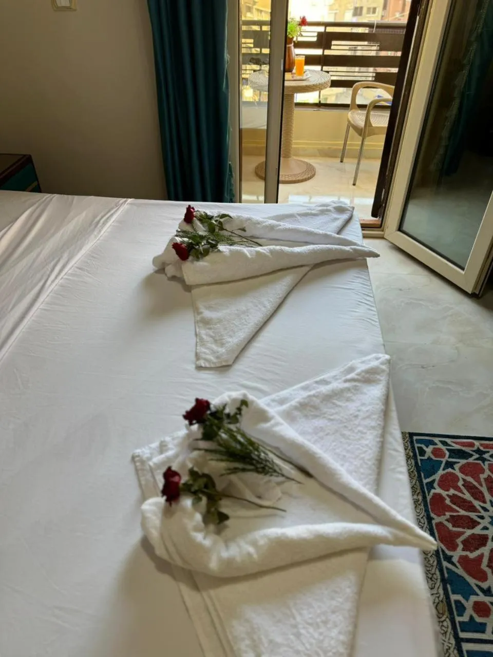 Bed in Golden Palace Hotel