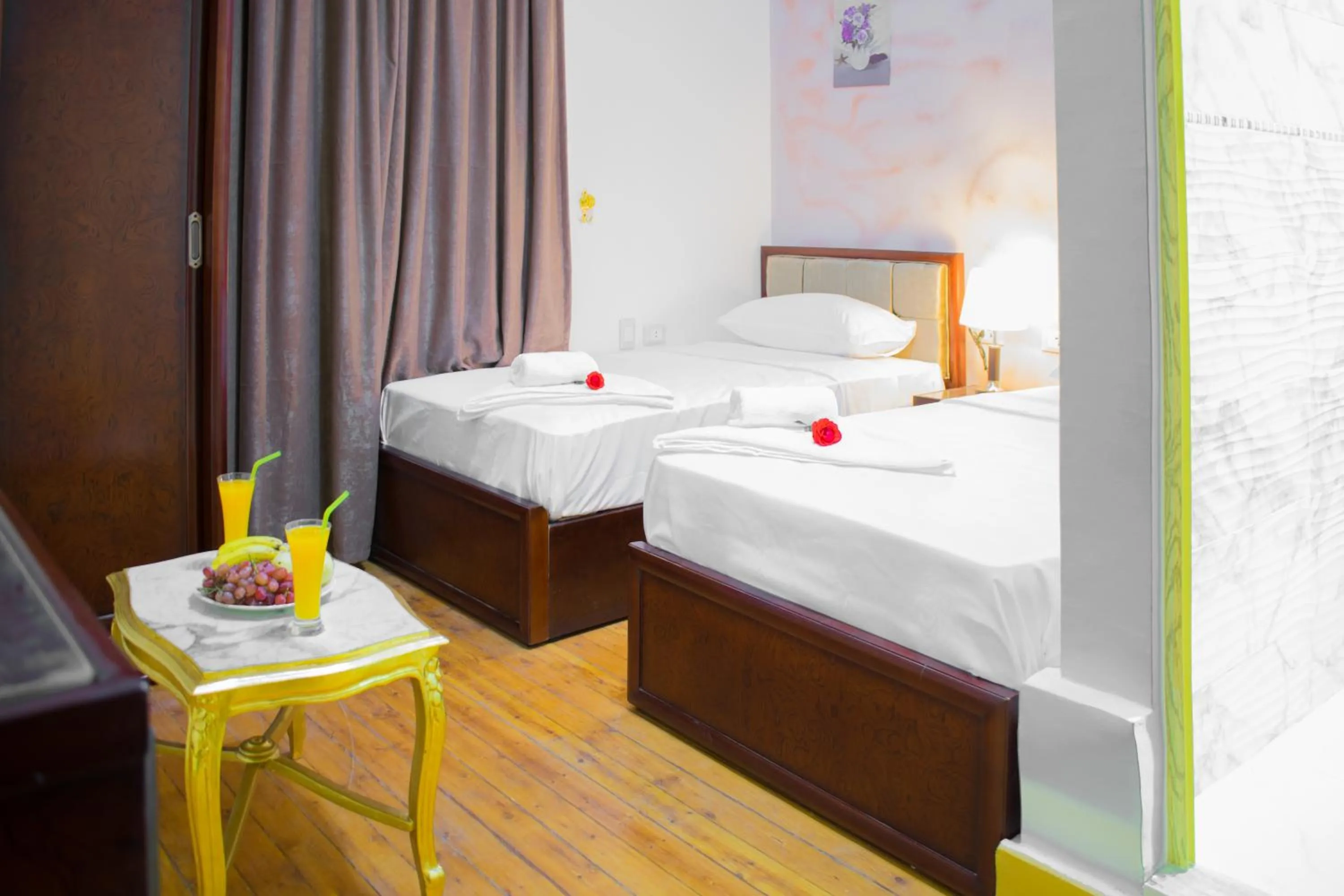 Bed in Golden Palace Hotel