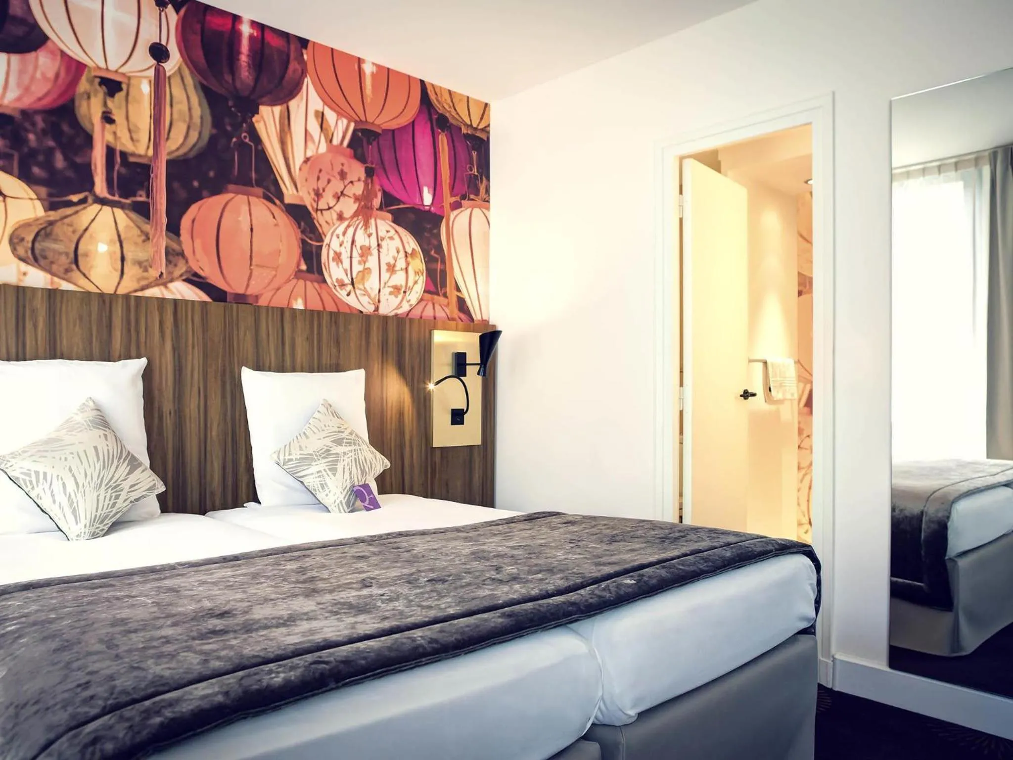 Bedroom, Bed in Mercure Lyon Centre Plaza République