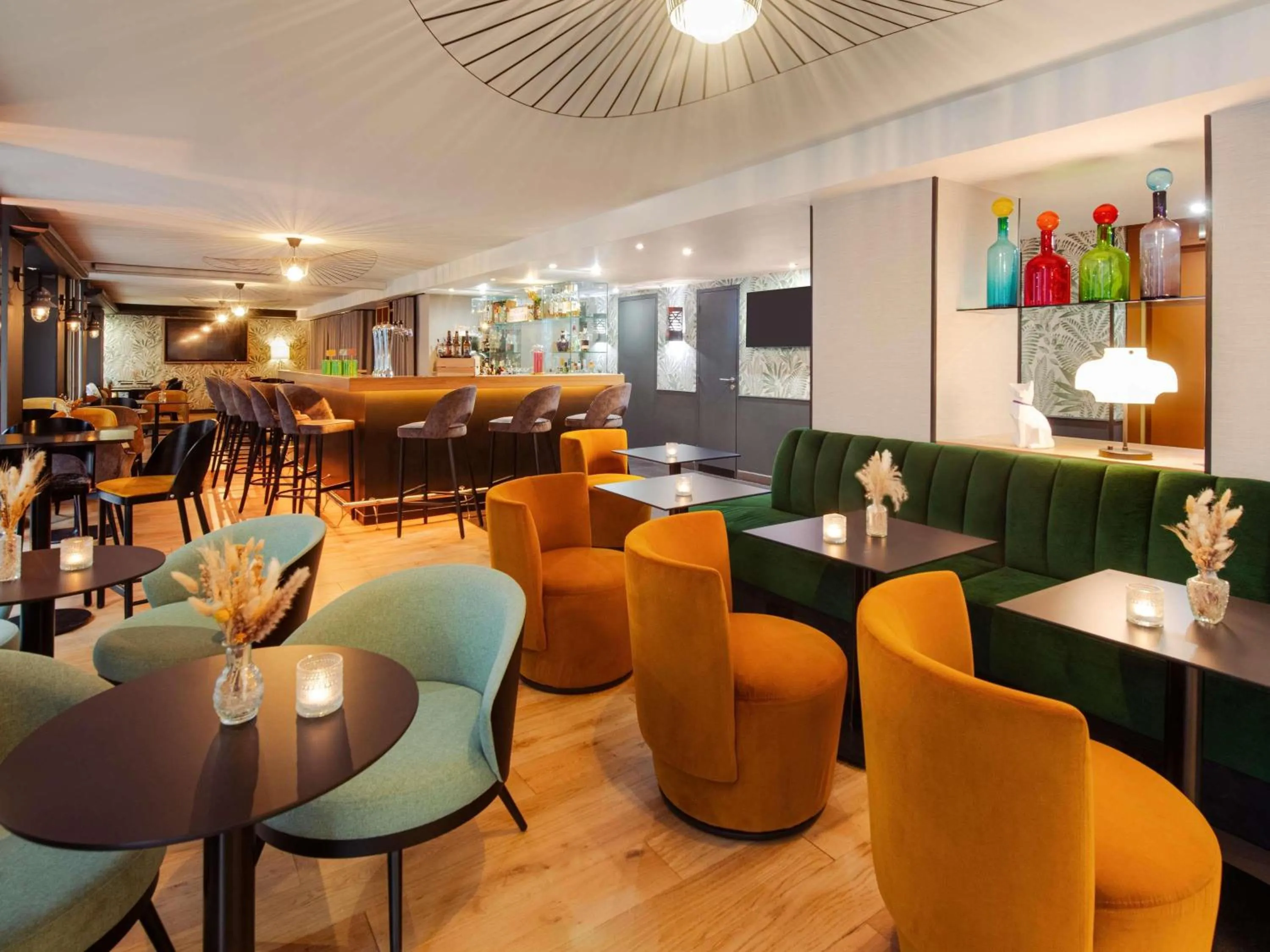 Property building in Mercure Lyon Centre Plaza République