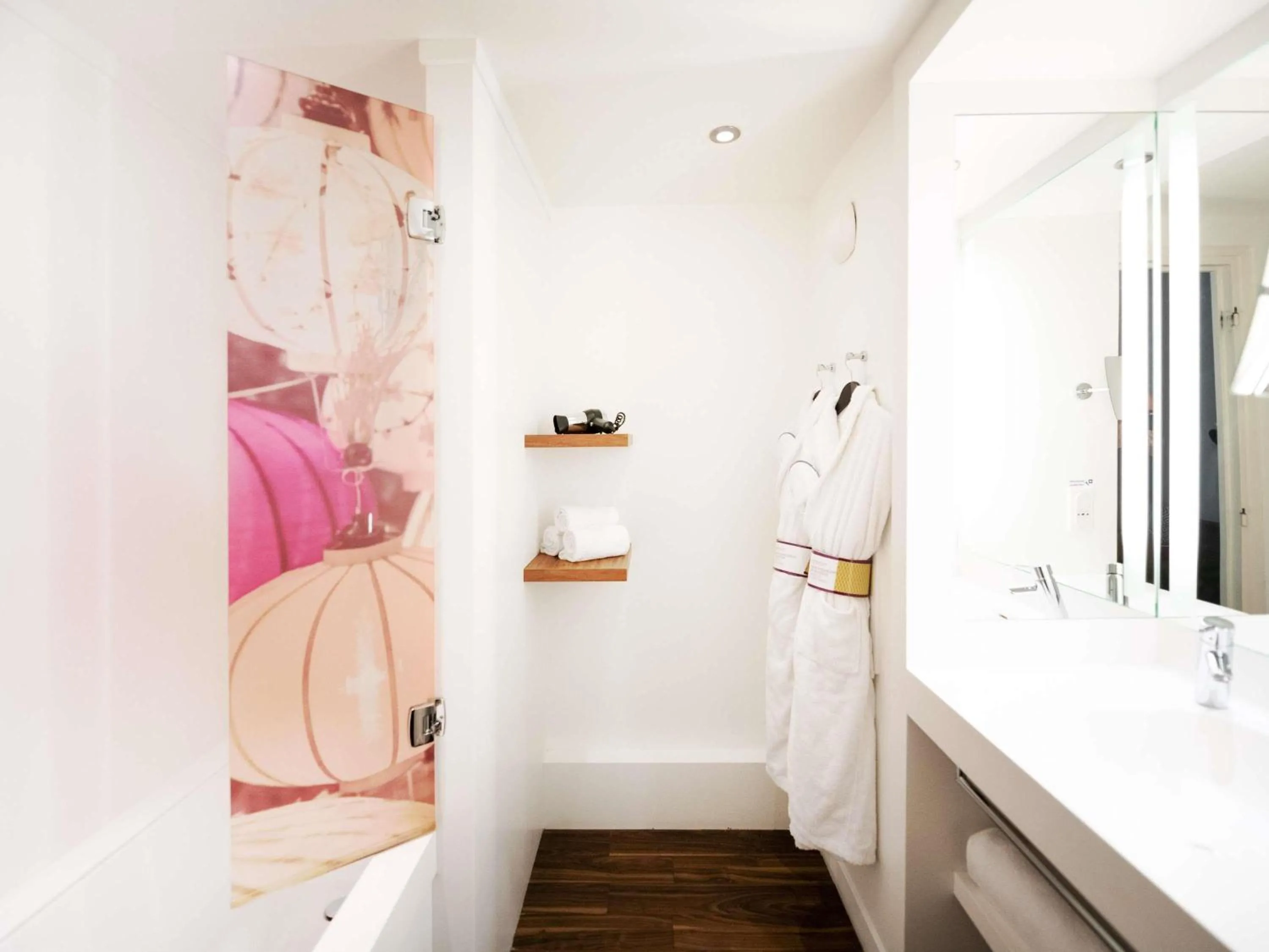 Bedroom in Mercure Lyon Centre Plaza République