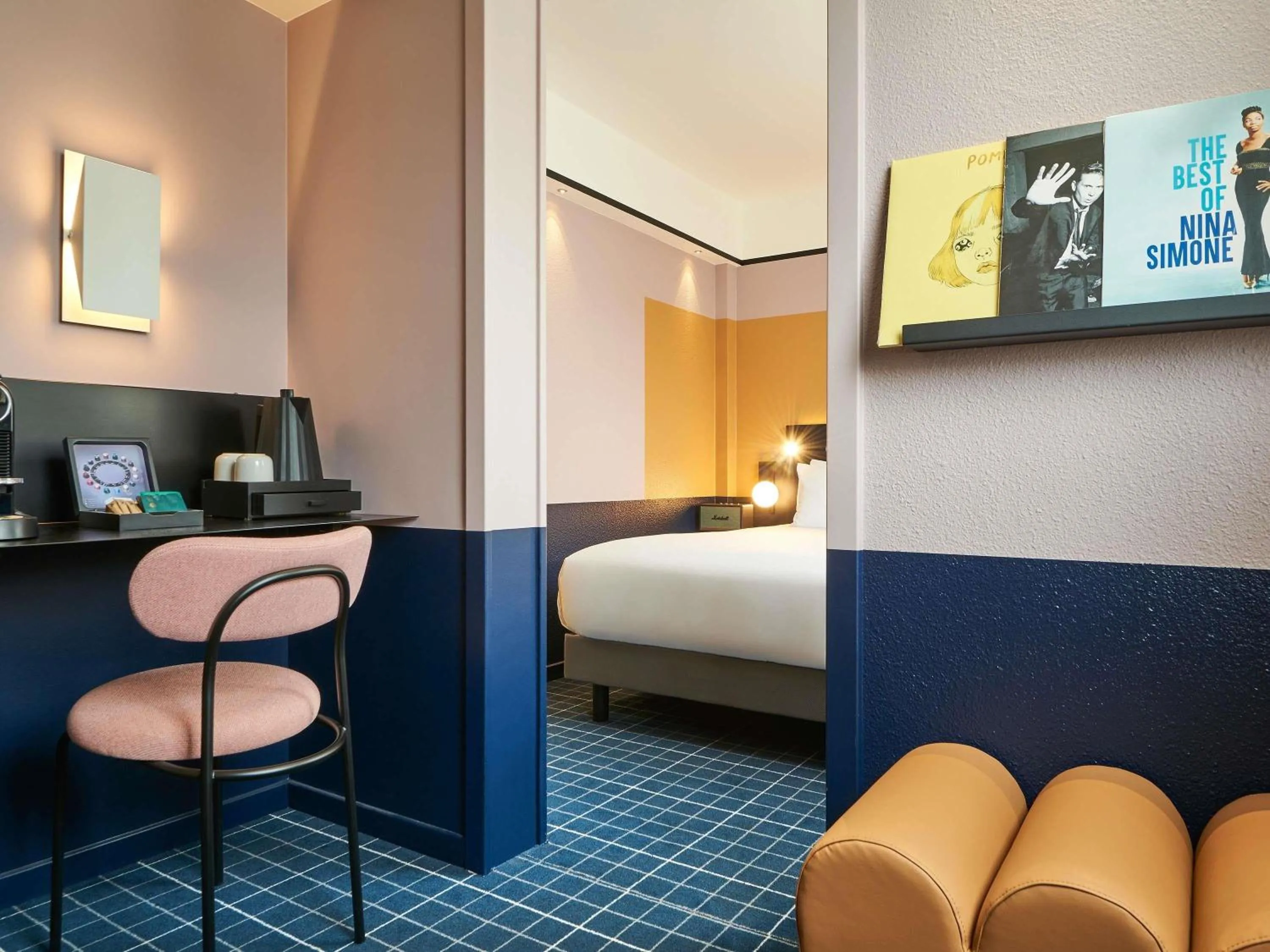 Bedroom, Bed in Mercure Paris 15 Porte de Versailles