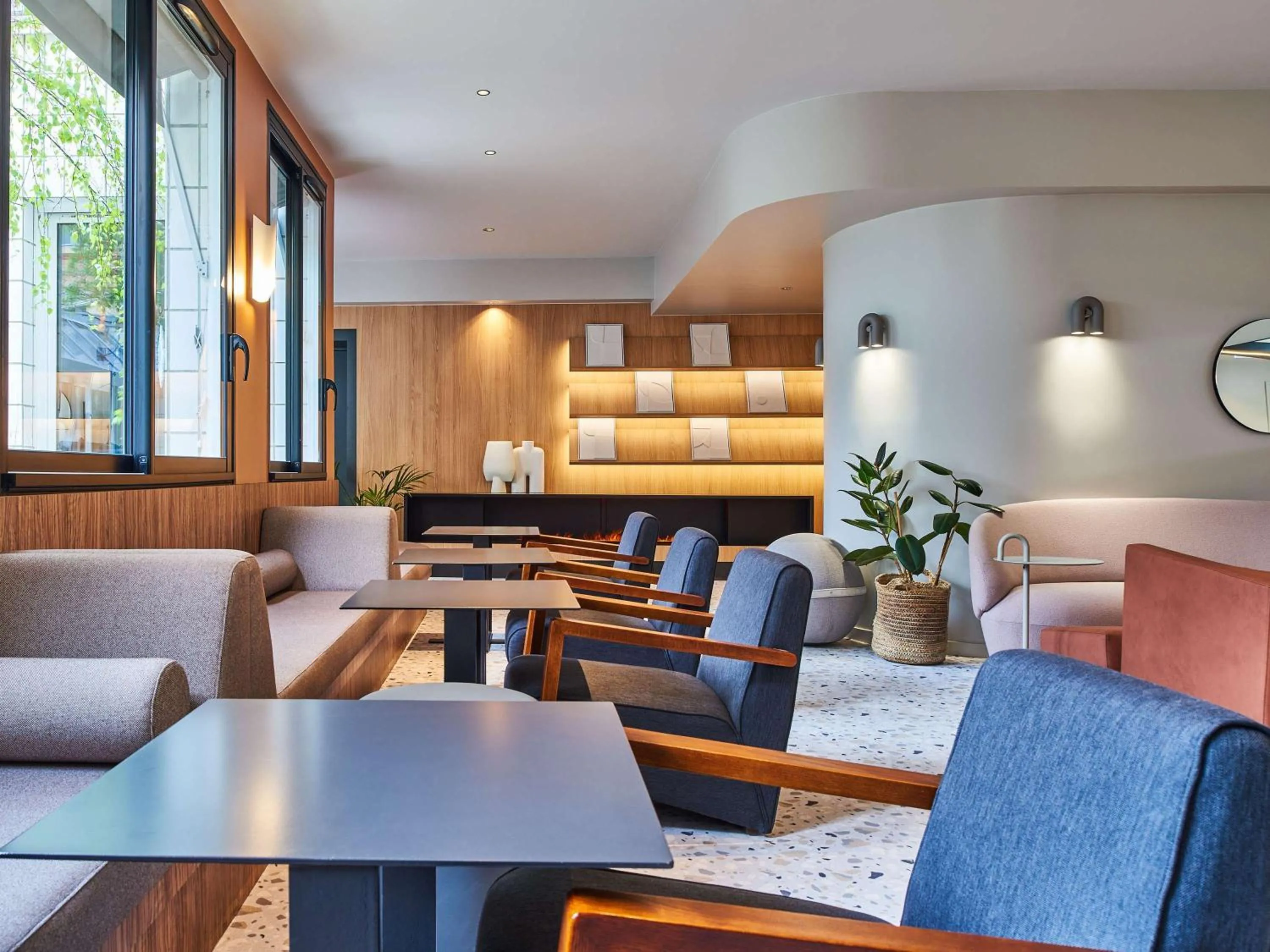 Living room in Mercure Paris 15 Porte de Versailles