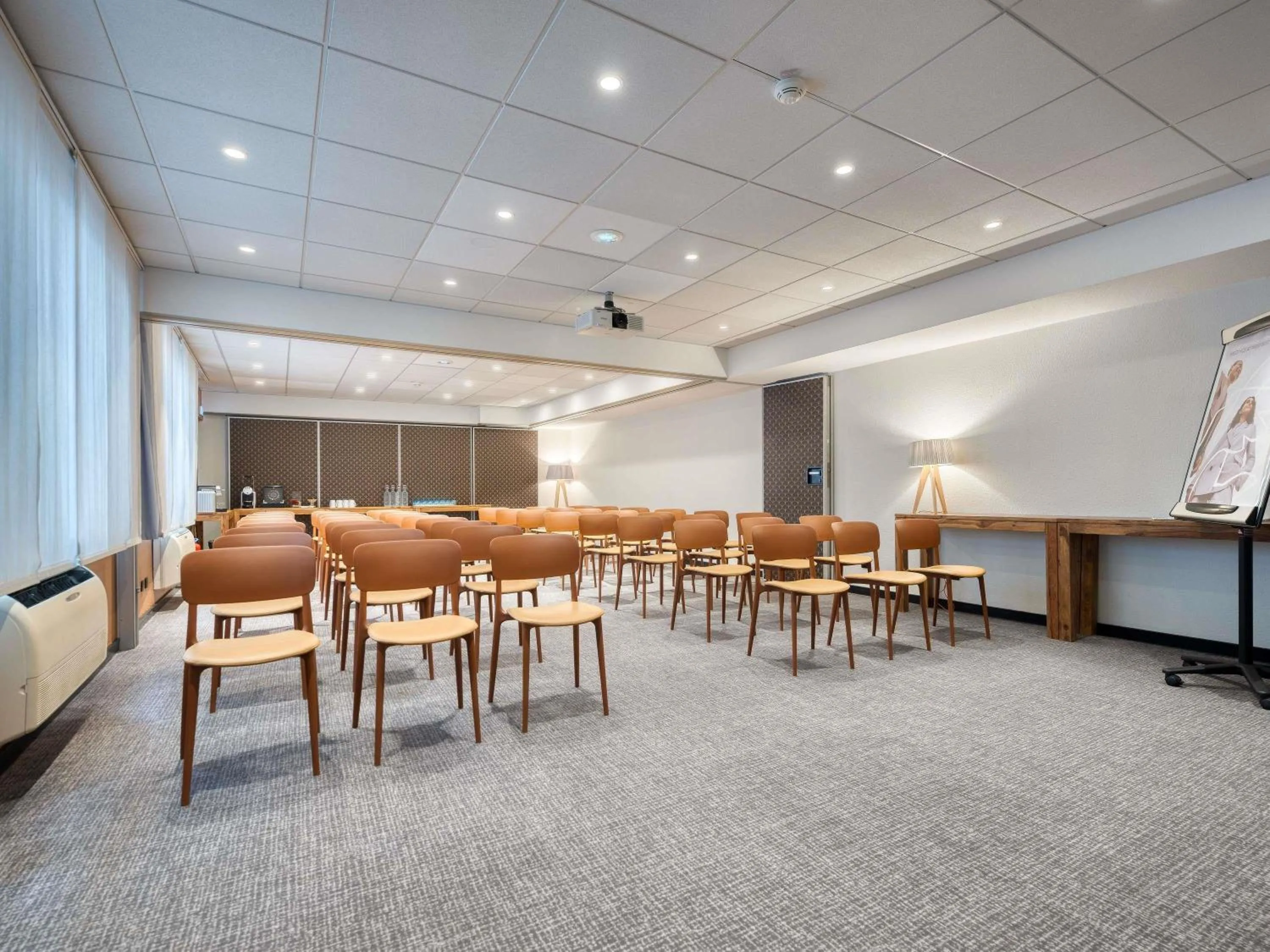 Meeting/conference room in Mercure Paris 15 Porte de Versailles