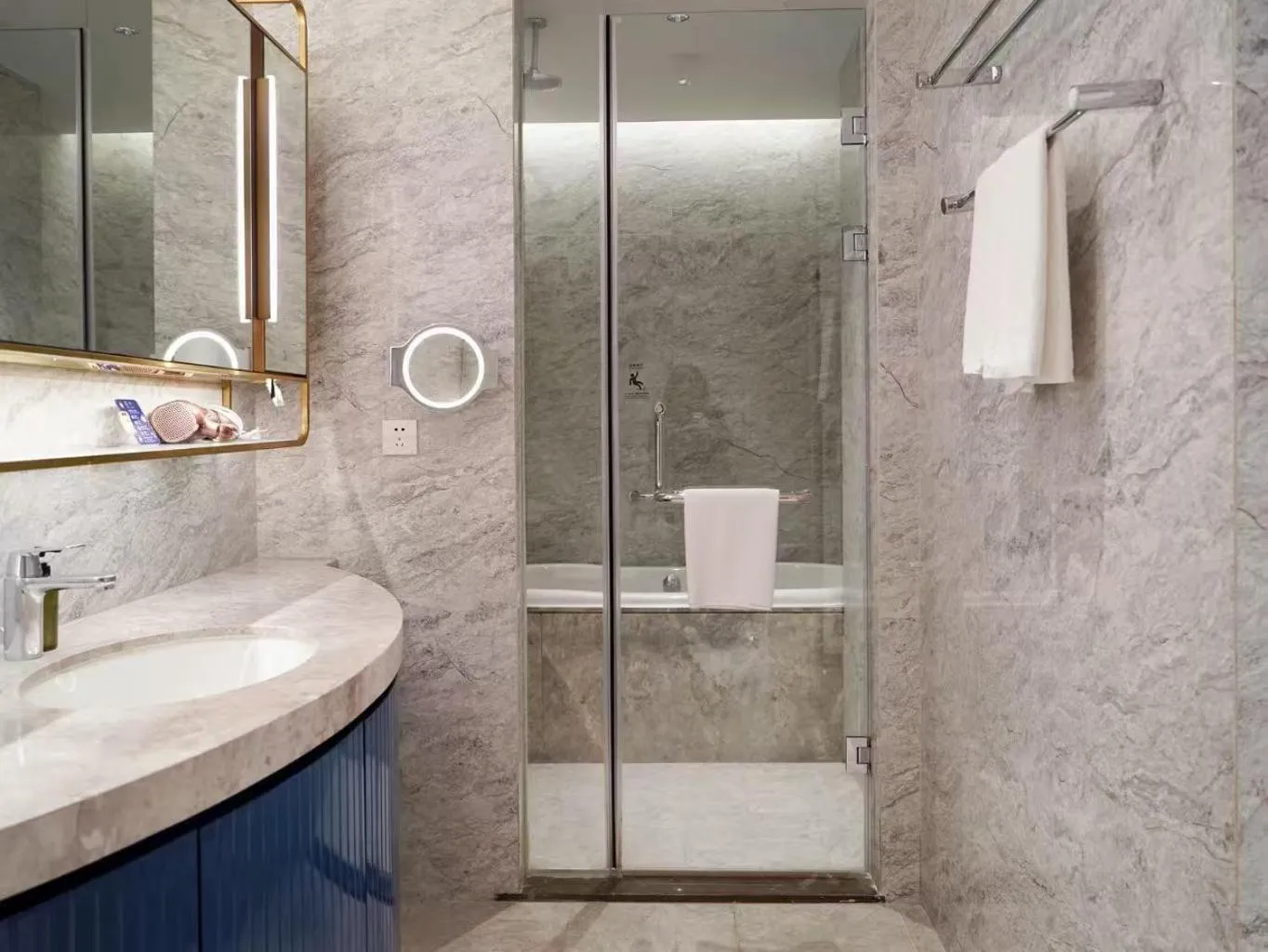 Bathroom in Ascott Raffles City Chongqing