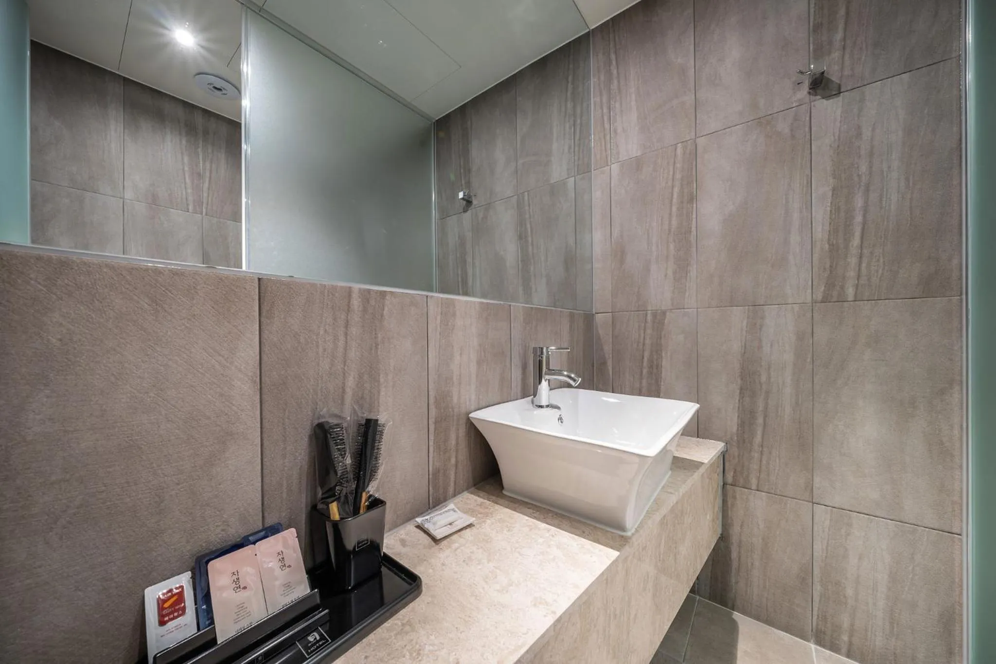 Bathroom in Stay Month Hotel