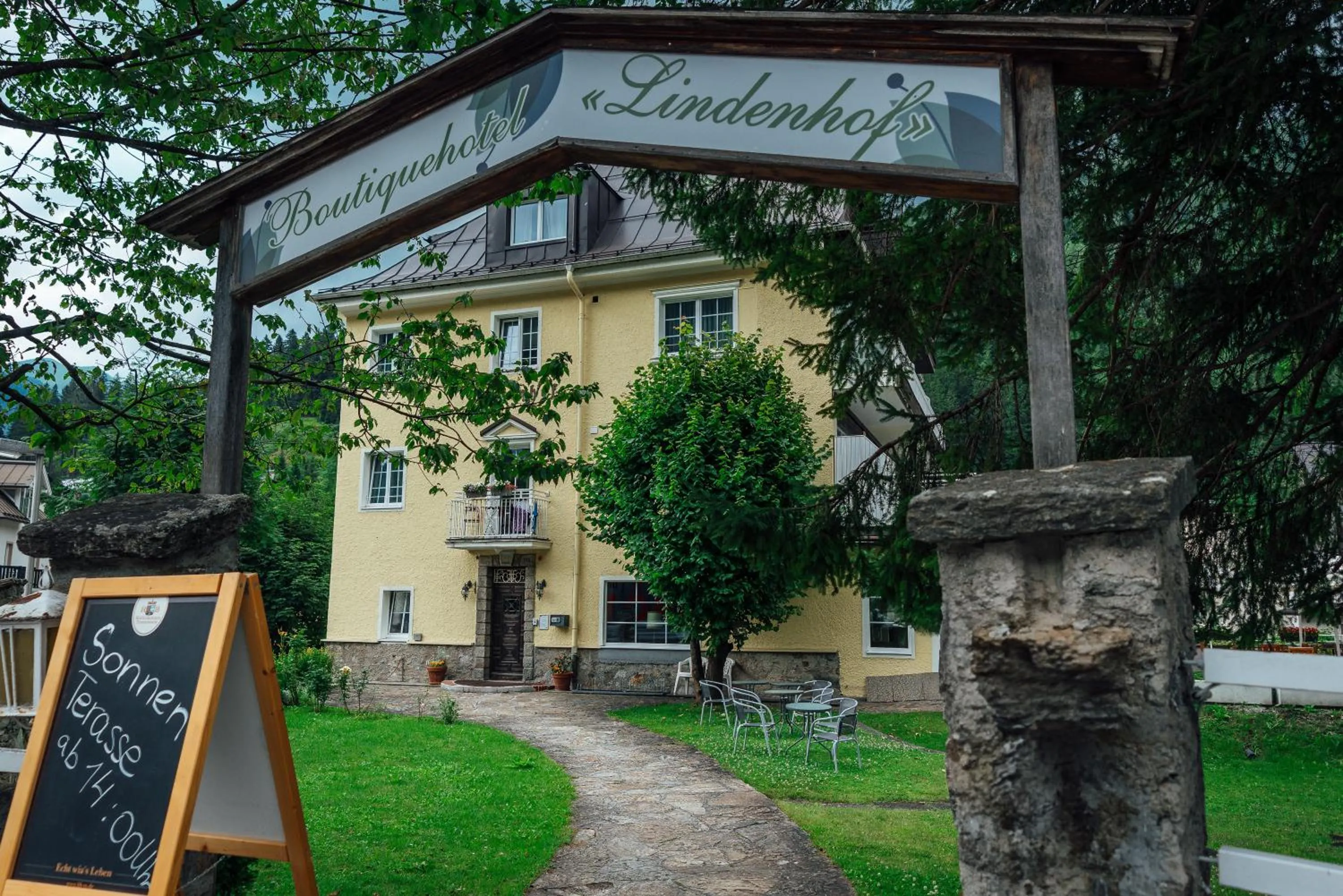 Property building in Hotel Lindenhof