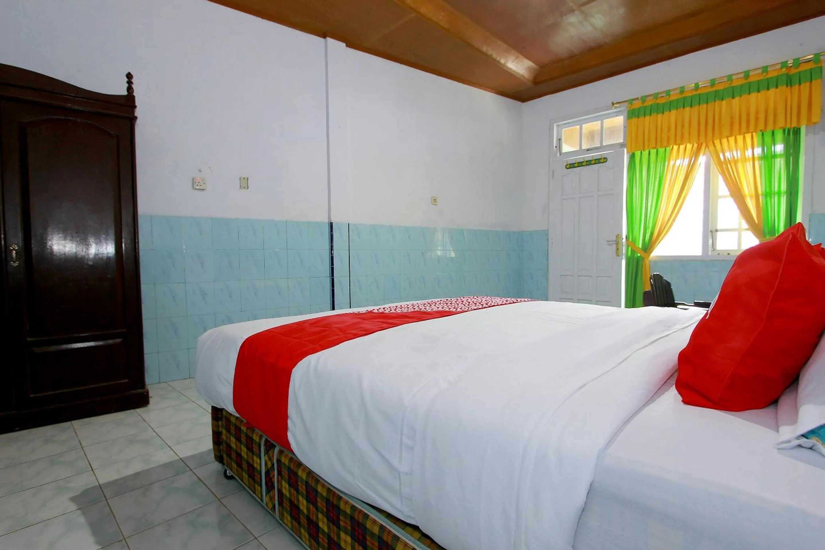 Bedroom, Room Photo in SUPER OYO 1865 Hotel Ss Syariah