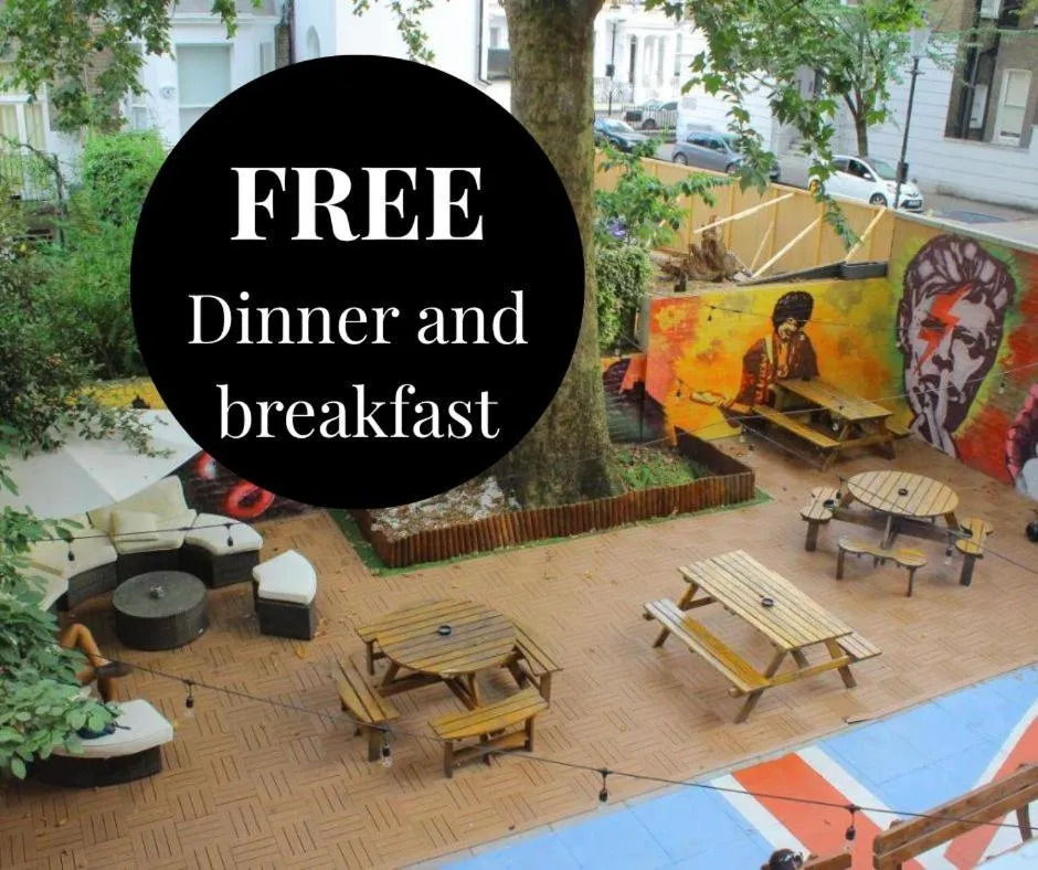 Patio in Saint James Backpackers