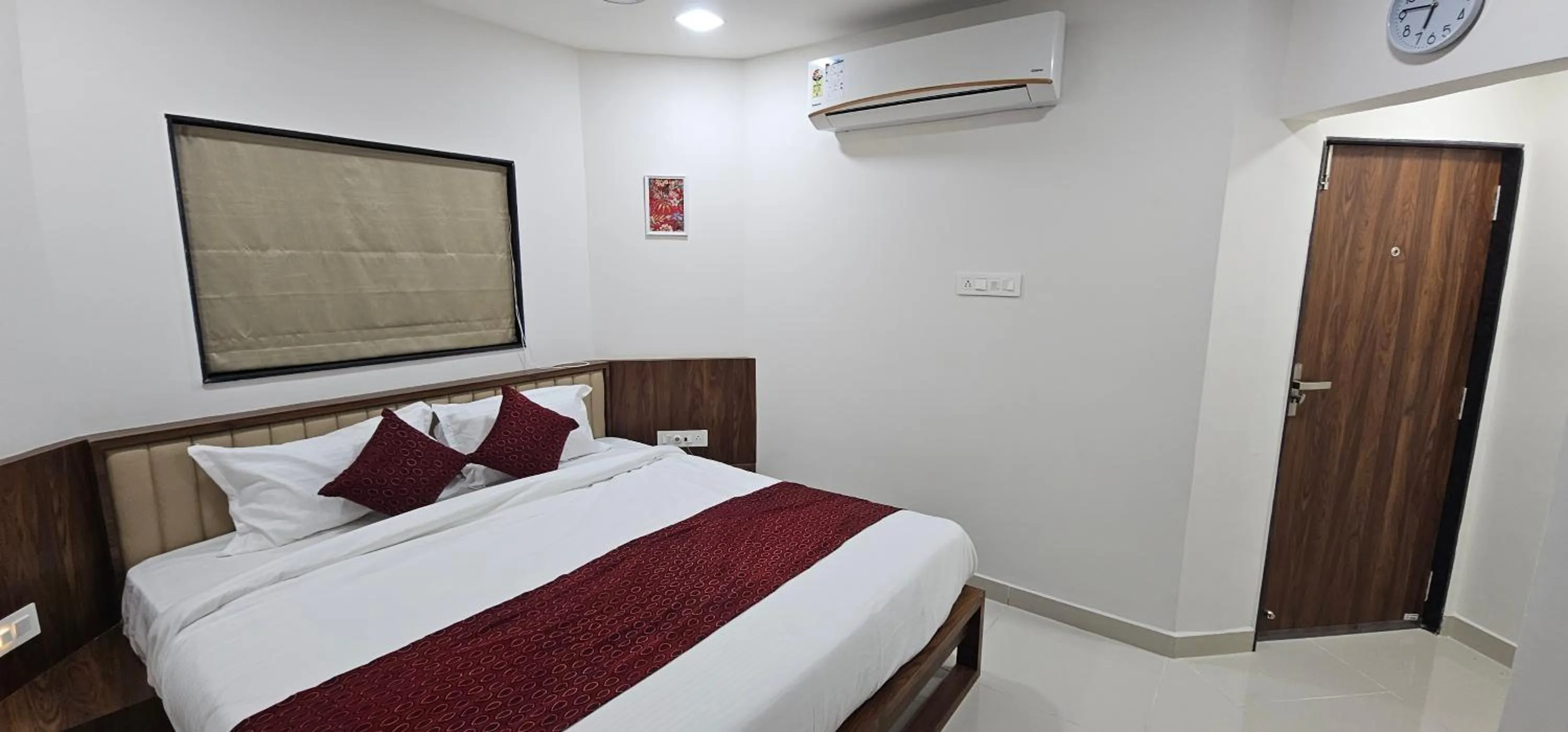 Bed in Daze Off Studio house