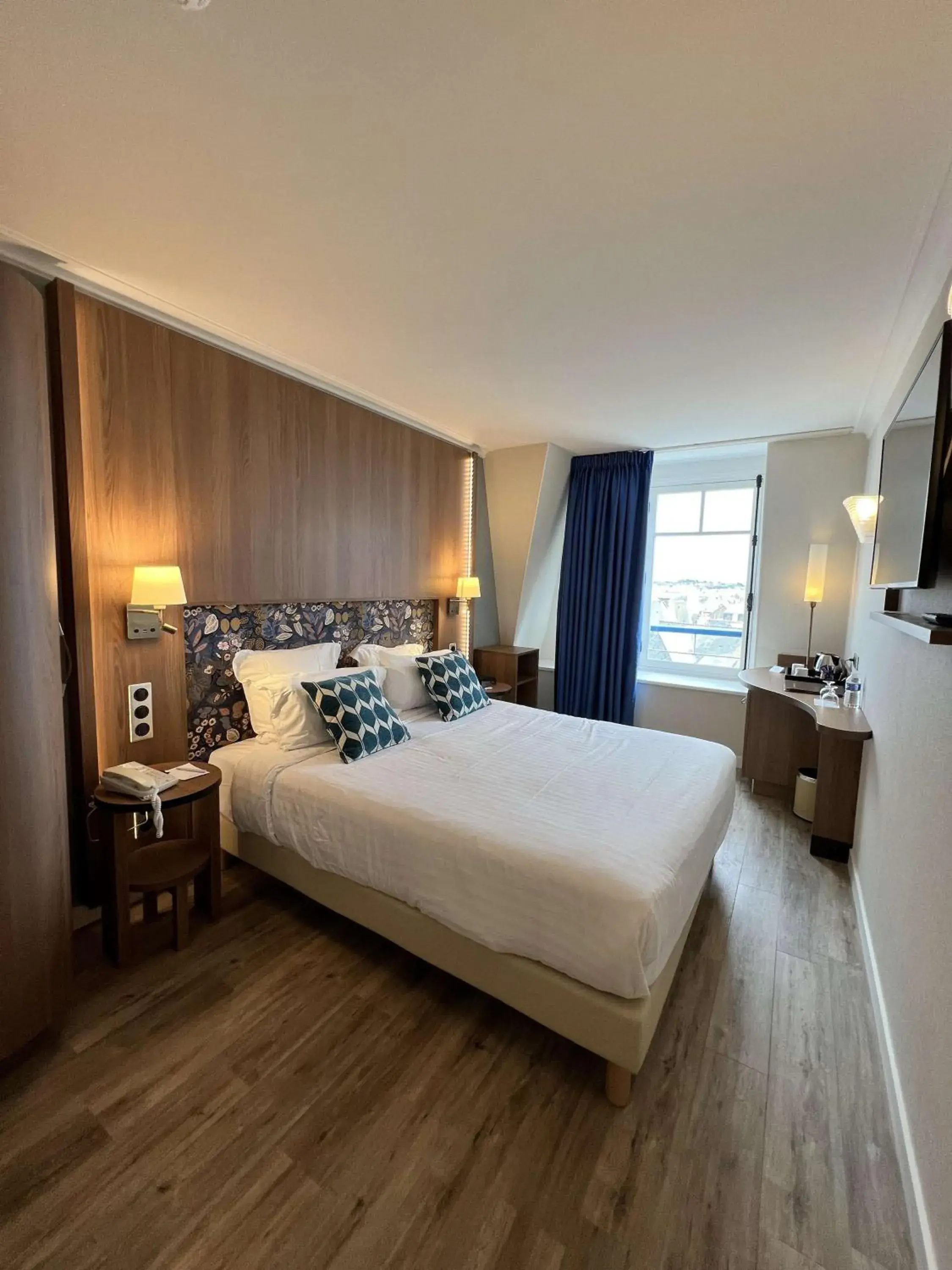 Double Room with City View in Best Western Alexandra Double Room with City View in Best Western Alexandra