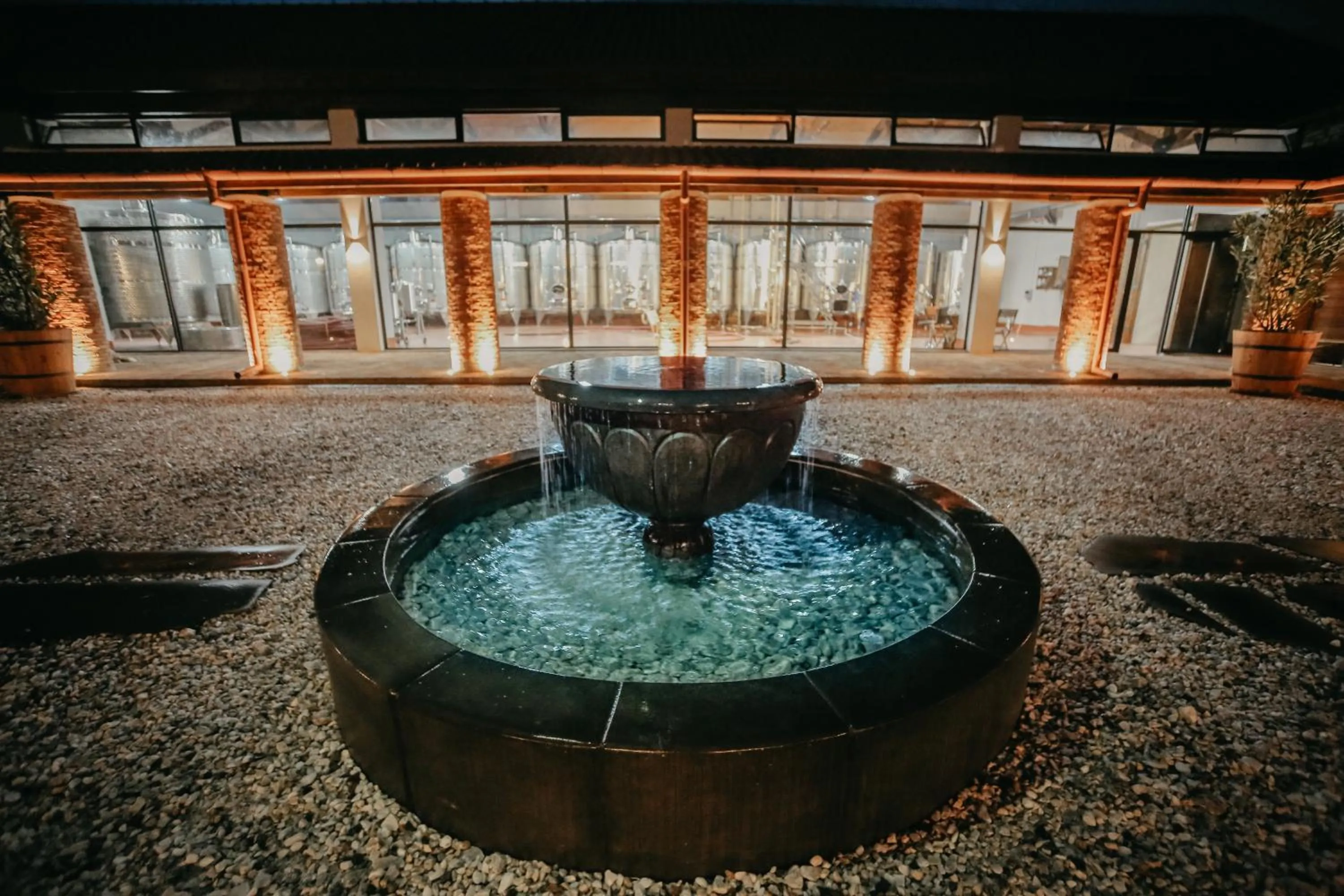 Inner courtyard view in Château Mosmieri Hotel & Winery