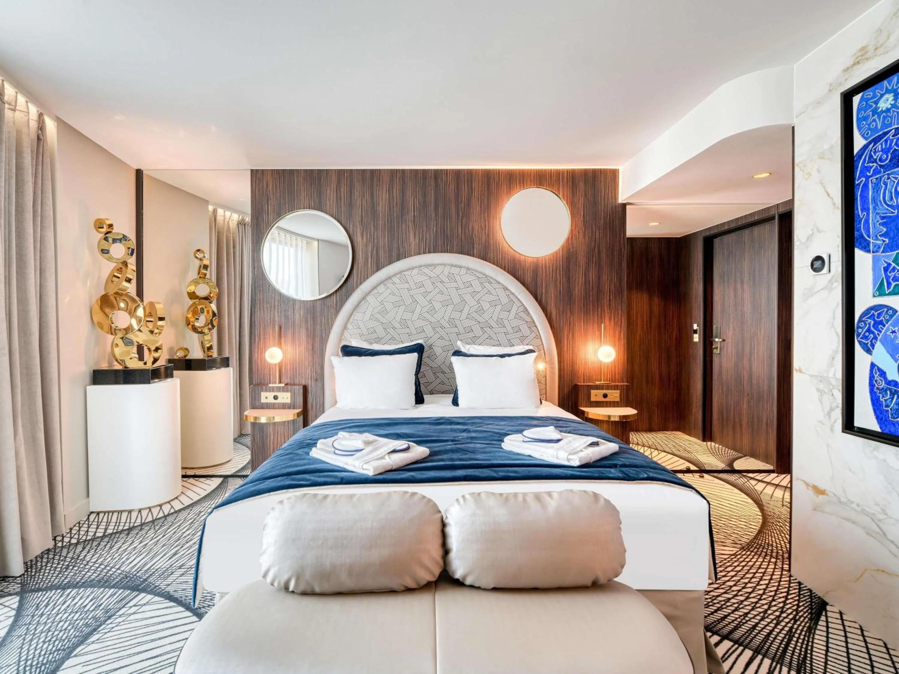 Bedroom, Bed in Novotel Paris Centre Bercy