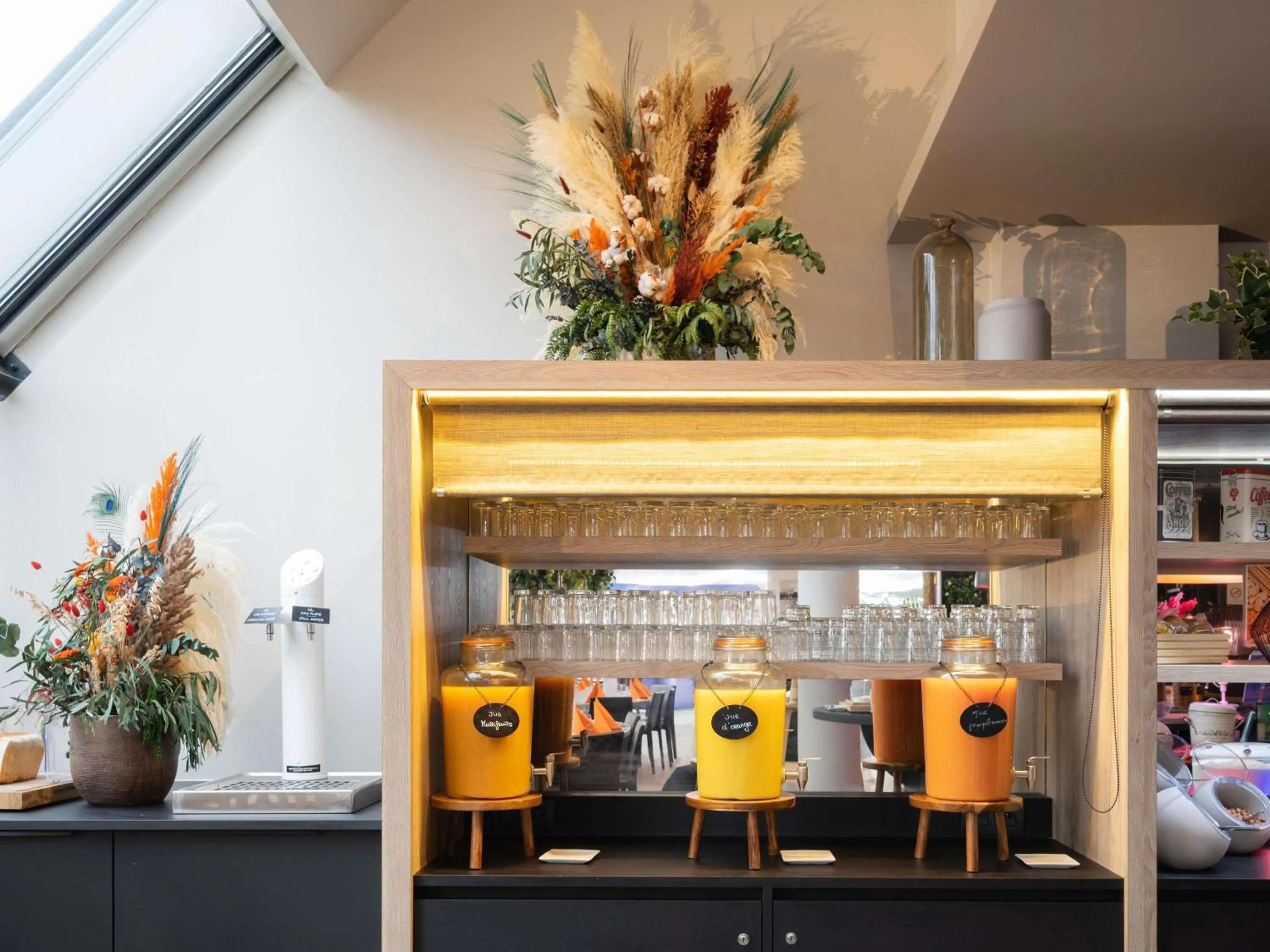 Breakfast in Novotel Paris Centre Bercy