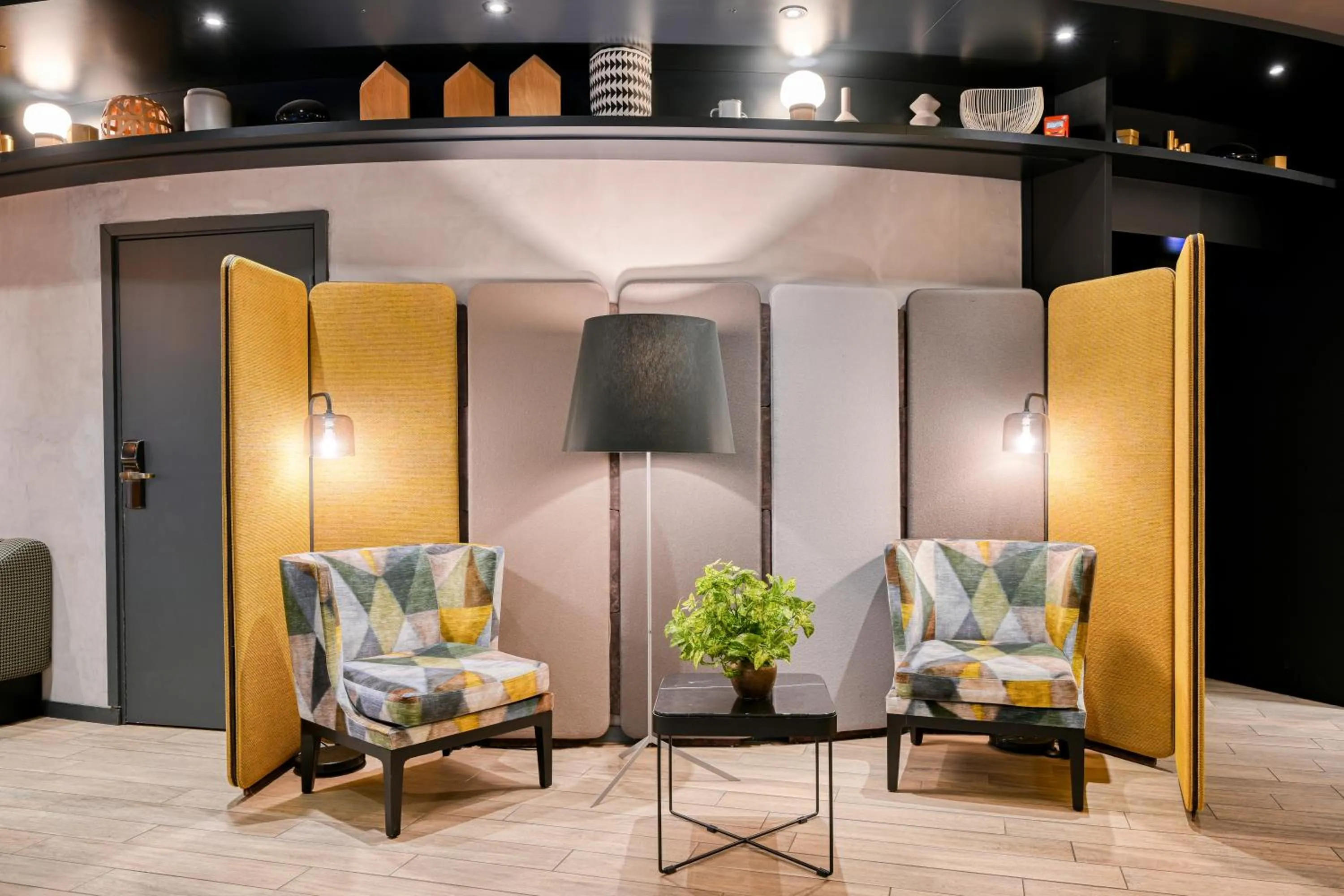 Lobby or reception in Novotel Paris Centre Bercy