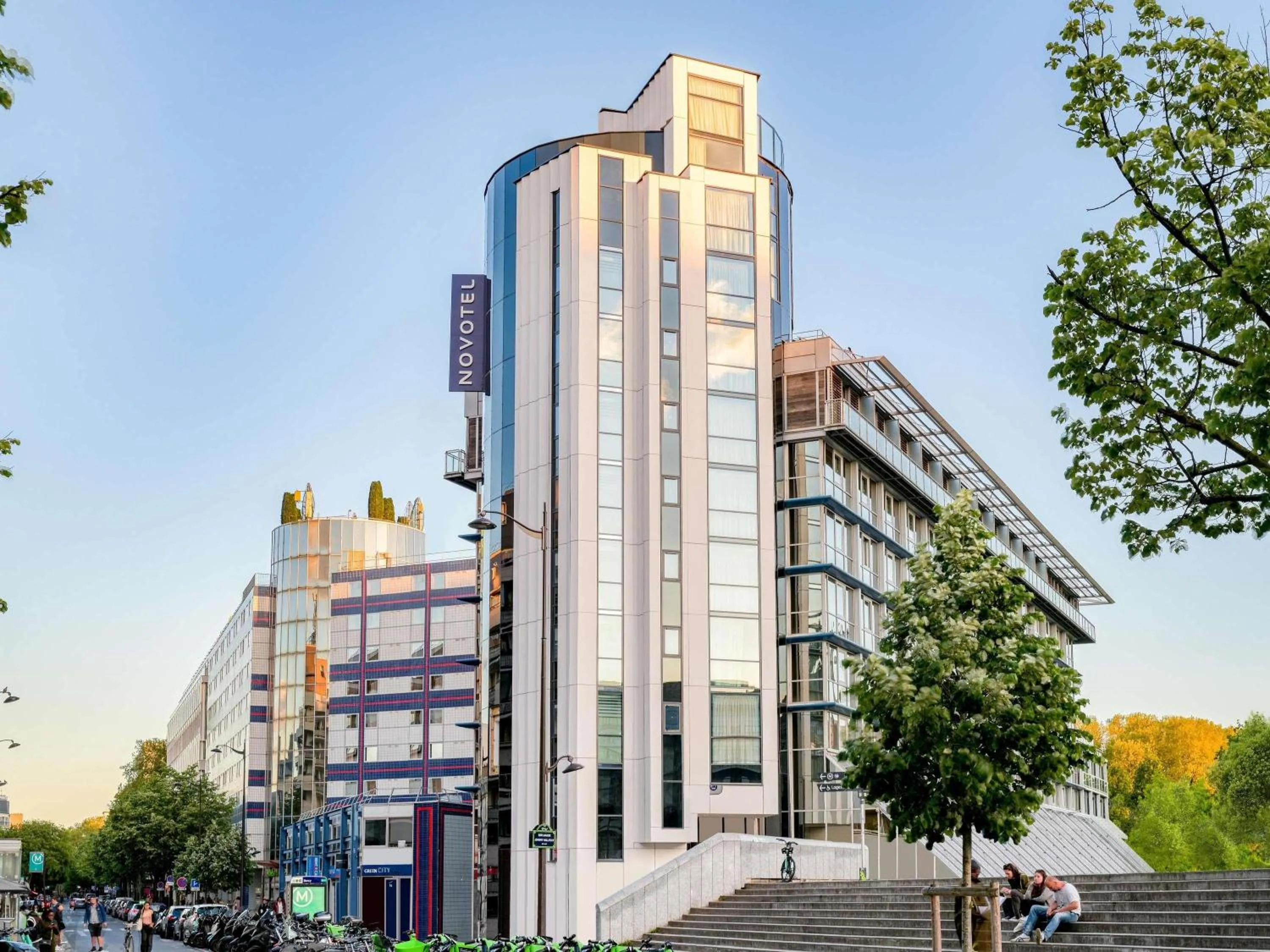 Property building in Novotel Paris Centre Bercy