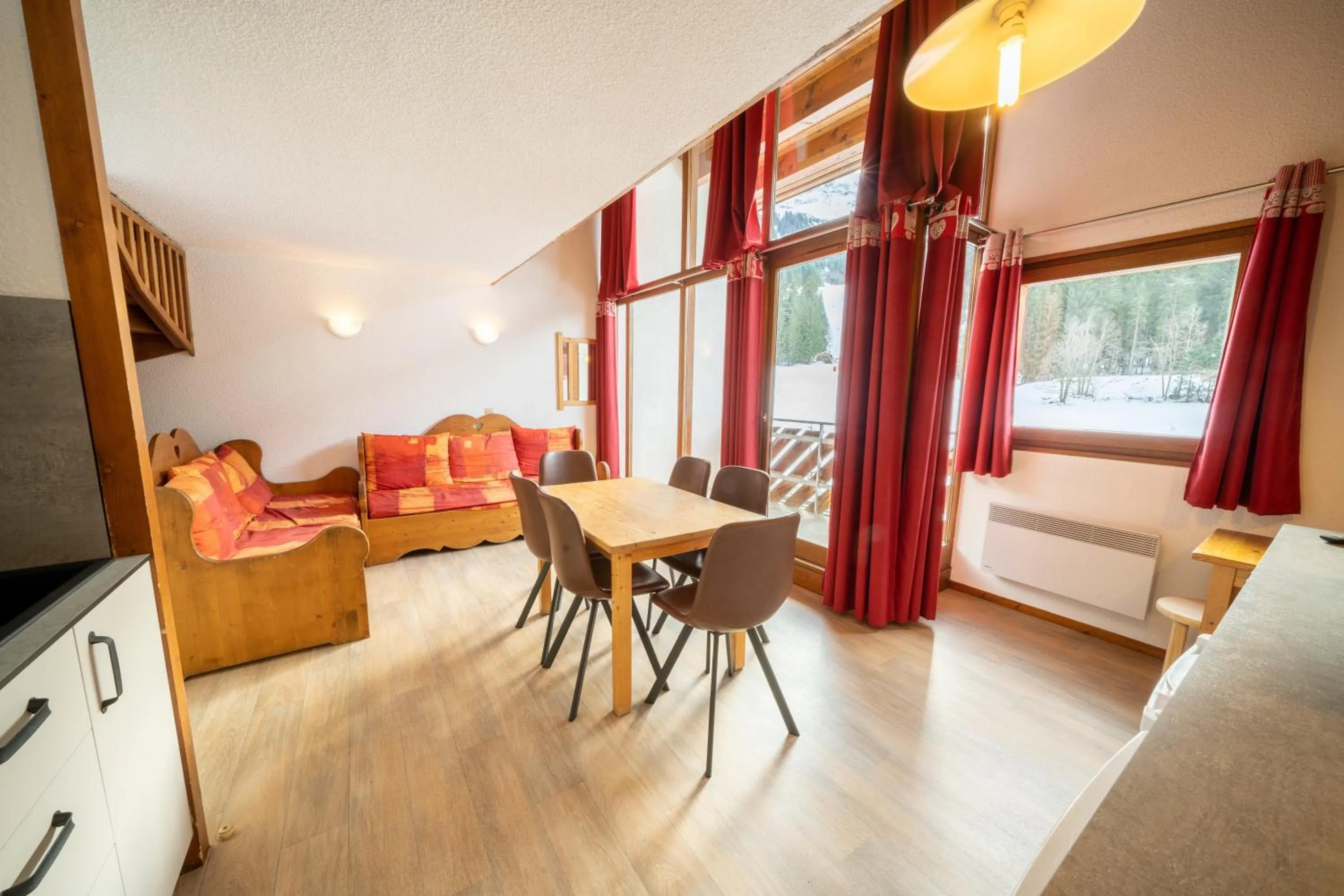 Kitchen or kitchenette in Résidence Capfun du Téléphérique, Morzine