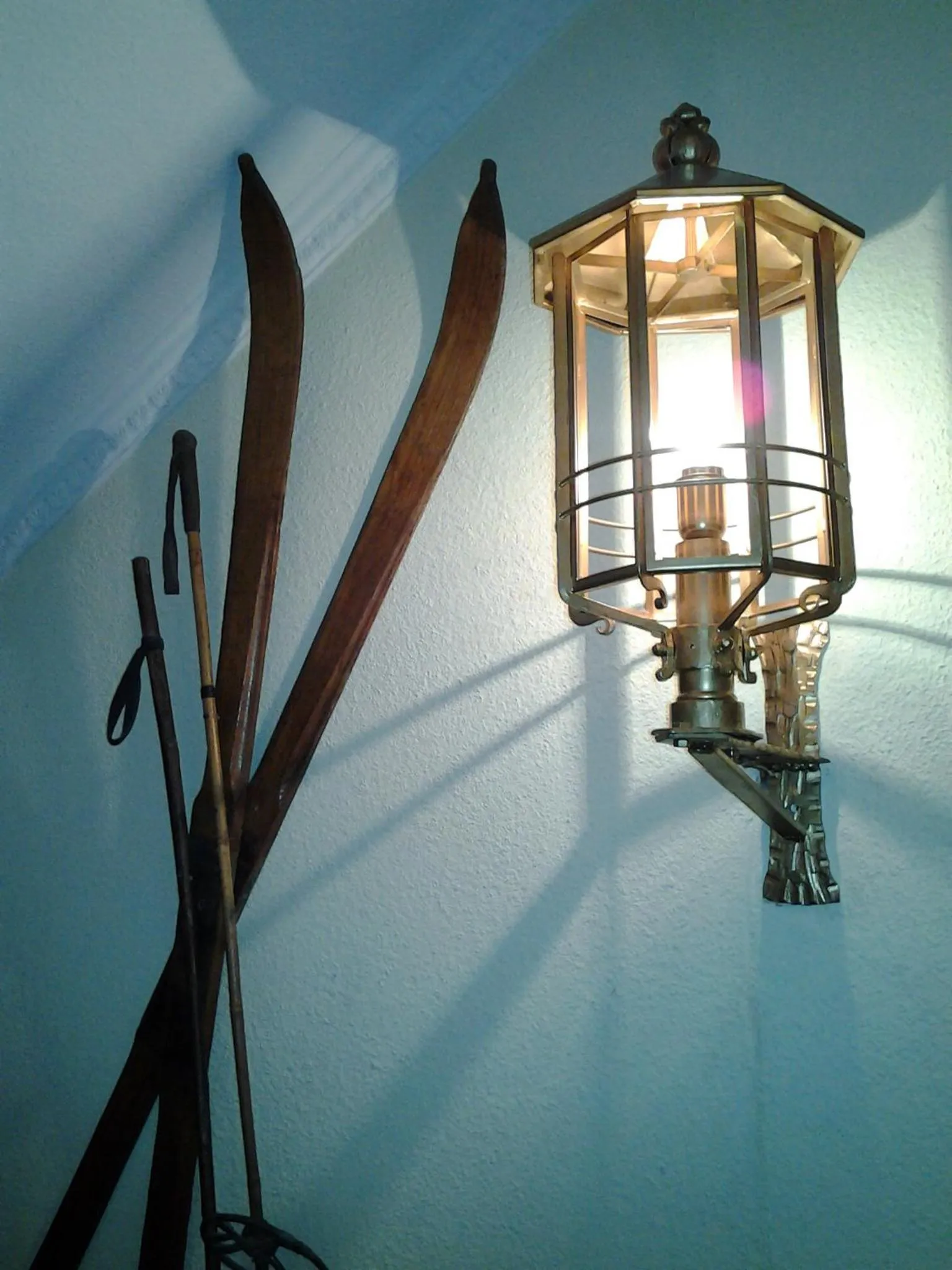 Decorative detail in Schedlers Löwenhotel-GARNI