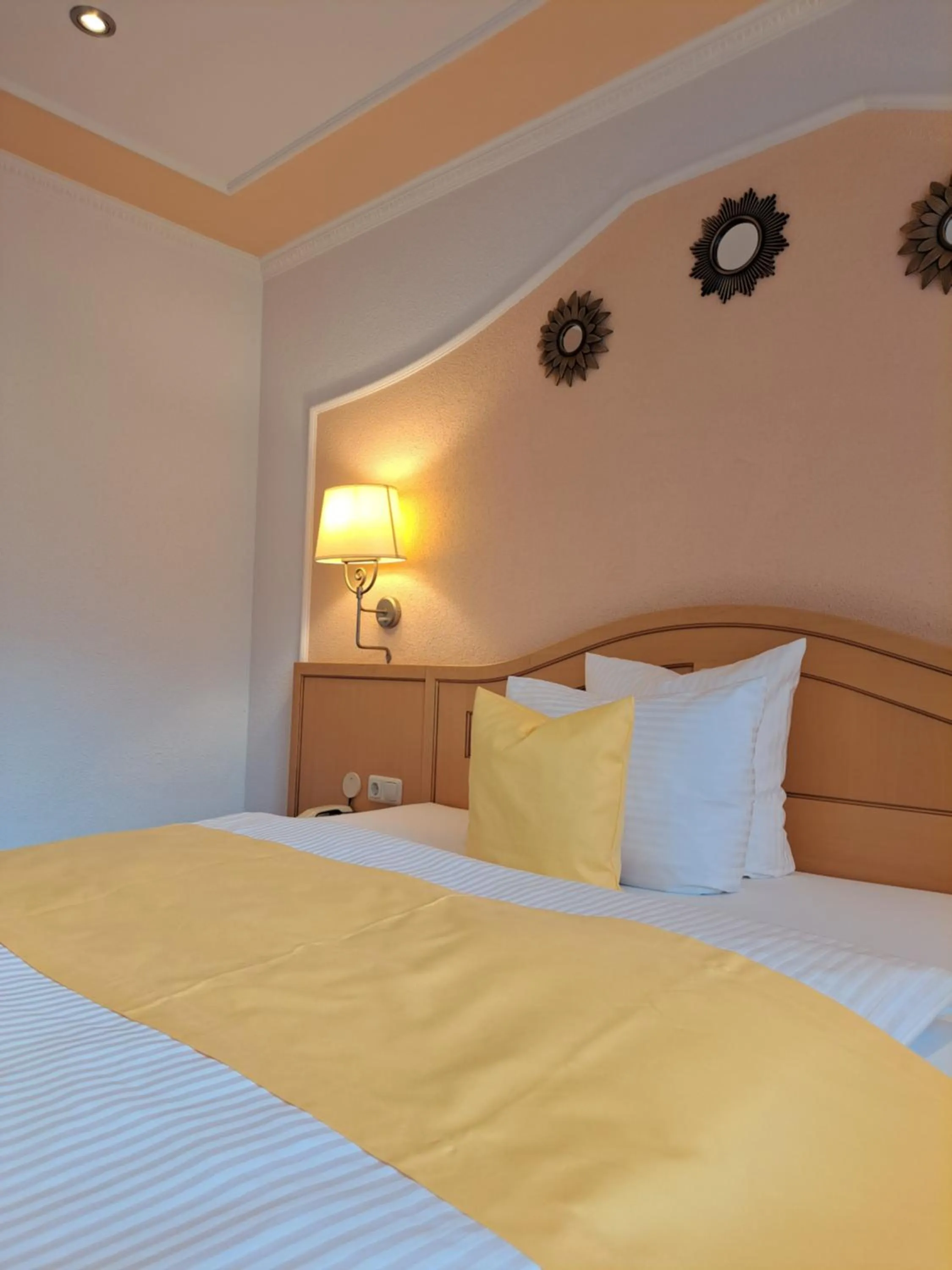 Bed in Schedlers Löwenhotel-GARNI