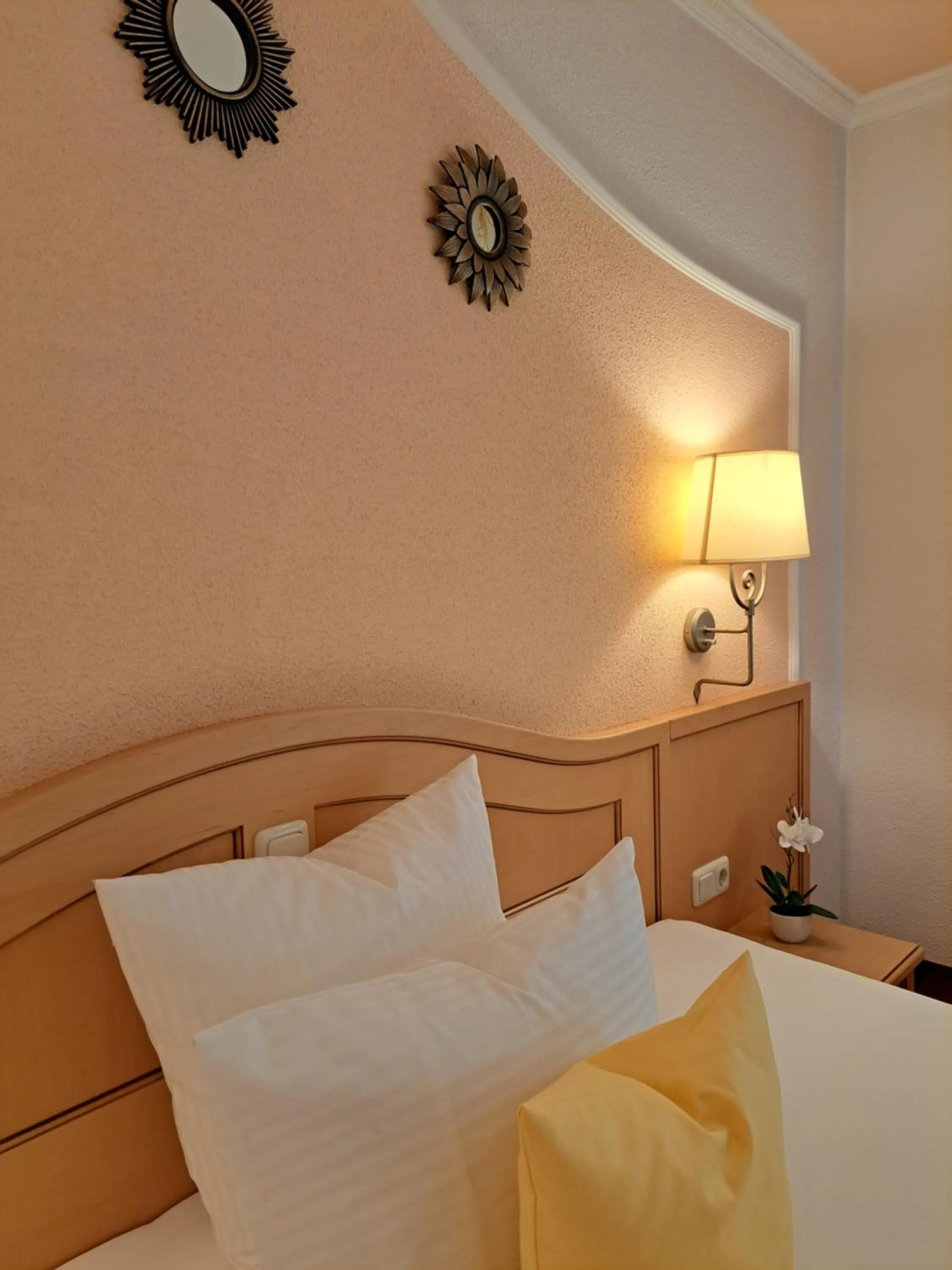 Bed in Schedlers Löwenhotel-GARNI