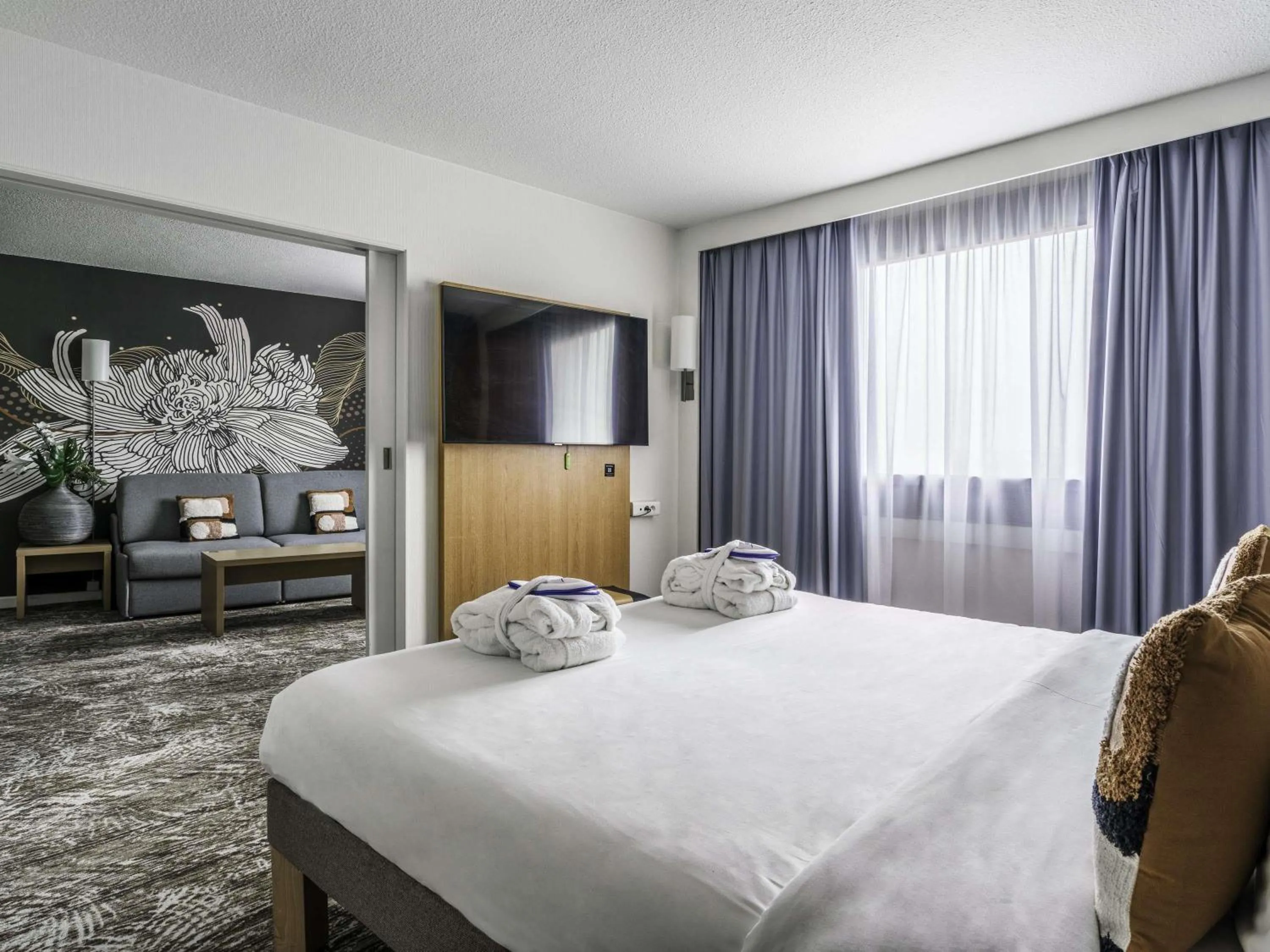 Bedroom, Bed in Novotel Paris Charenton le Pont