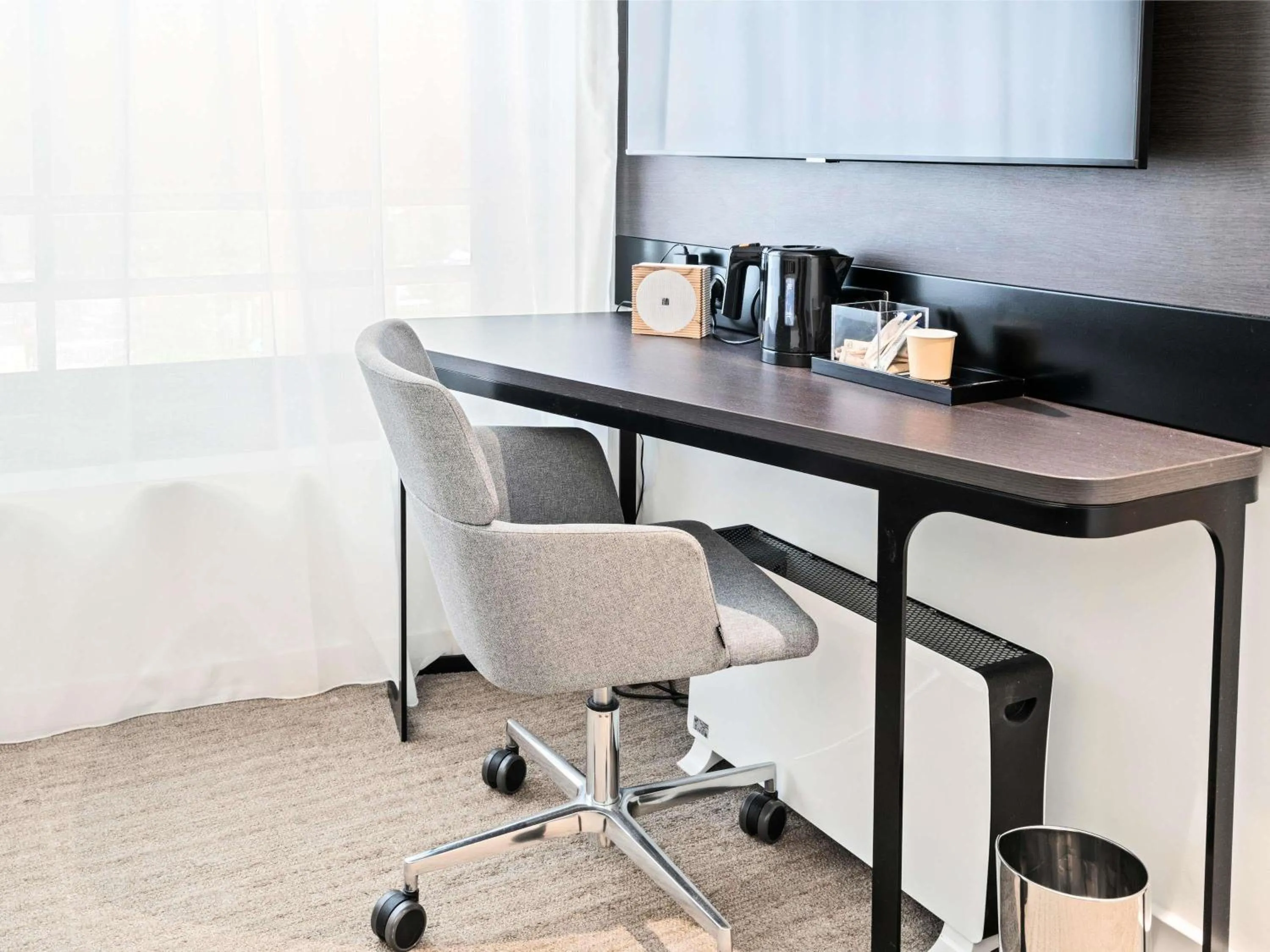 Bedroom in Novotel Paris Charenton le Pont