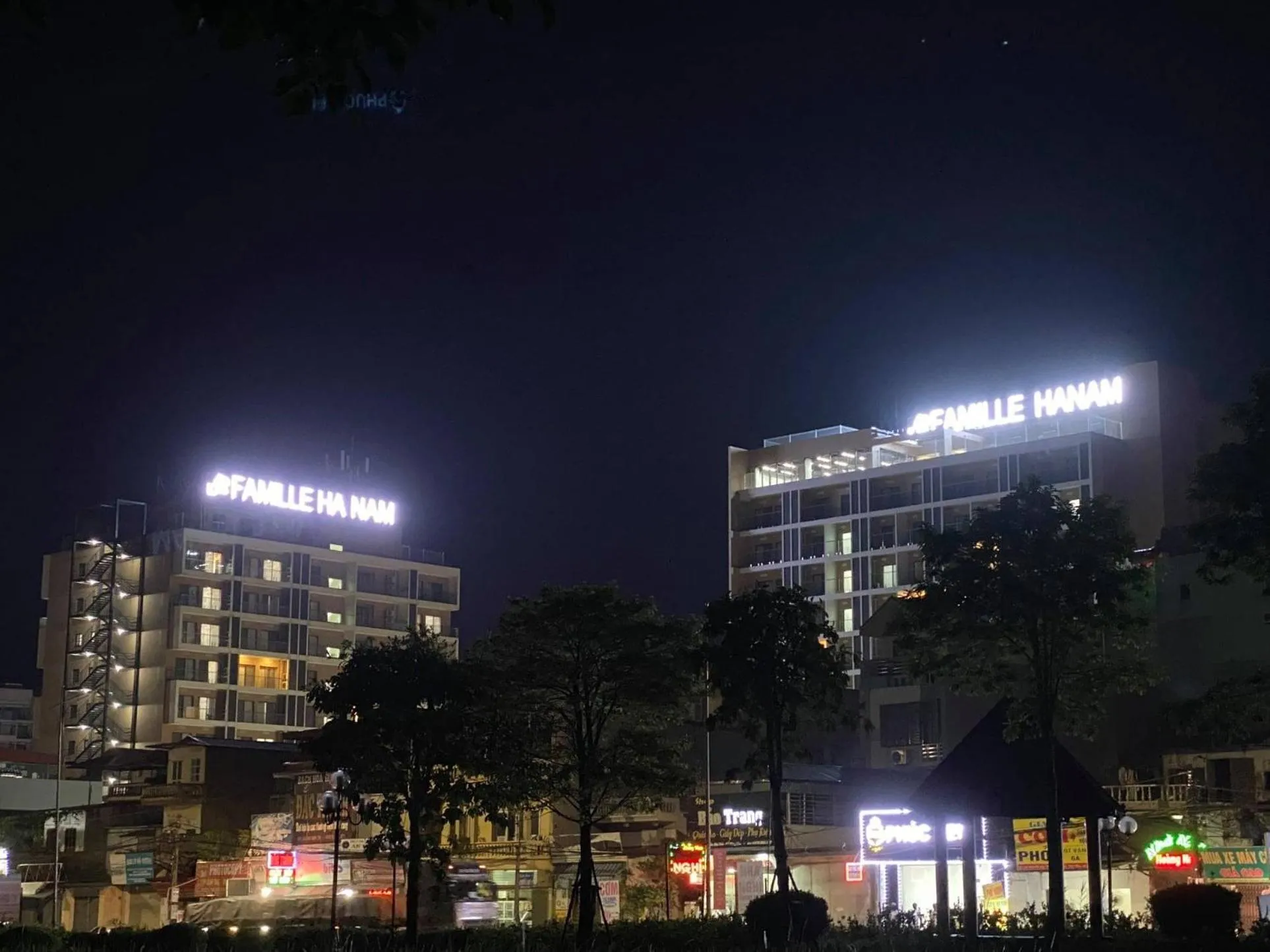 Property building in FAMILLE HA NAM