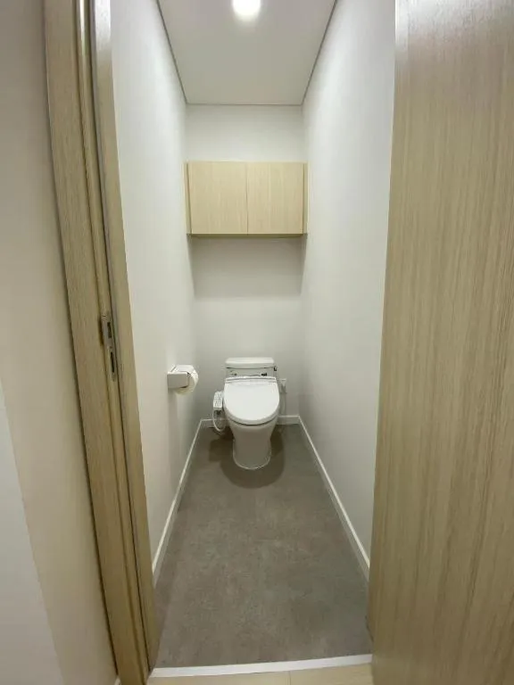 Toilet in FAMILLE HA NAM