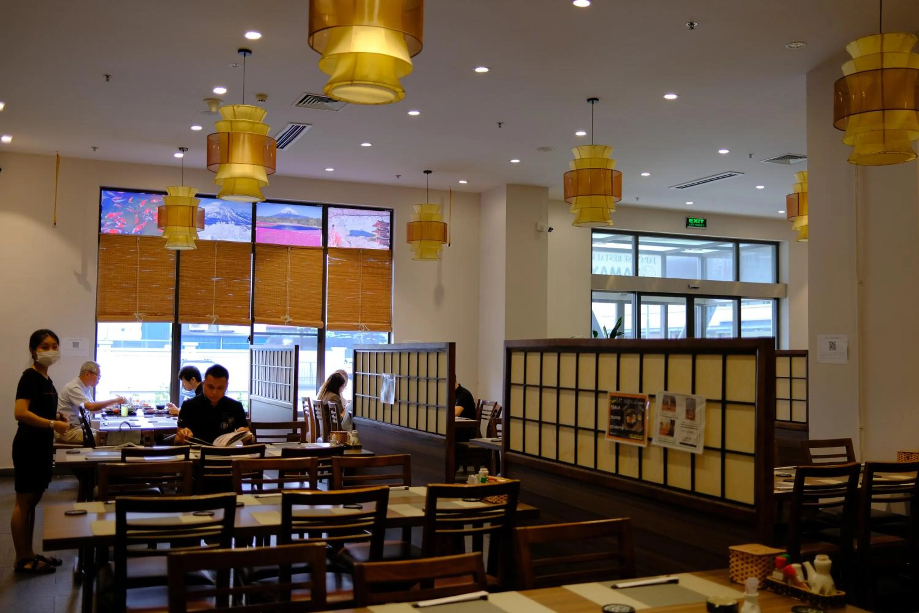 Restaurant/places to eat in FAMILLE HA NAM