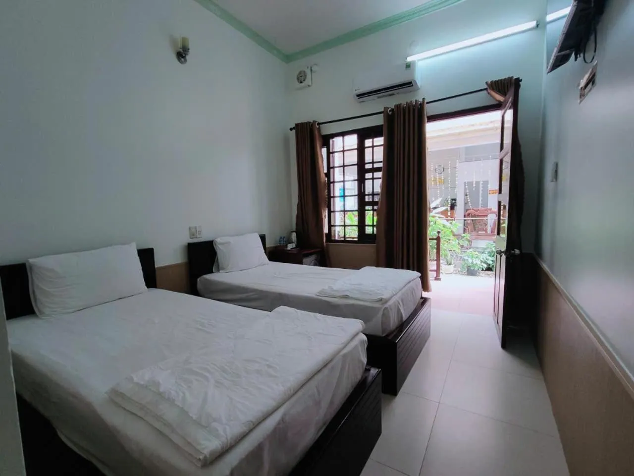 Bed in Hai Yen Family Hotel