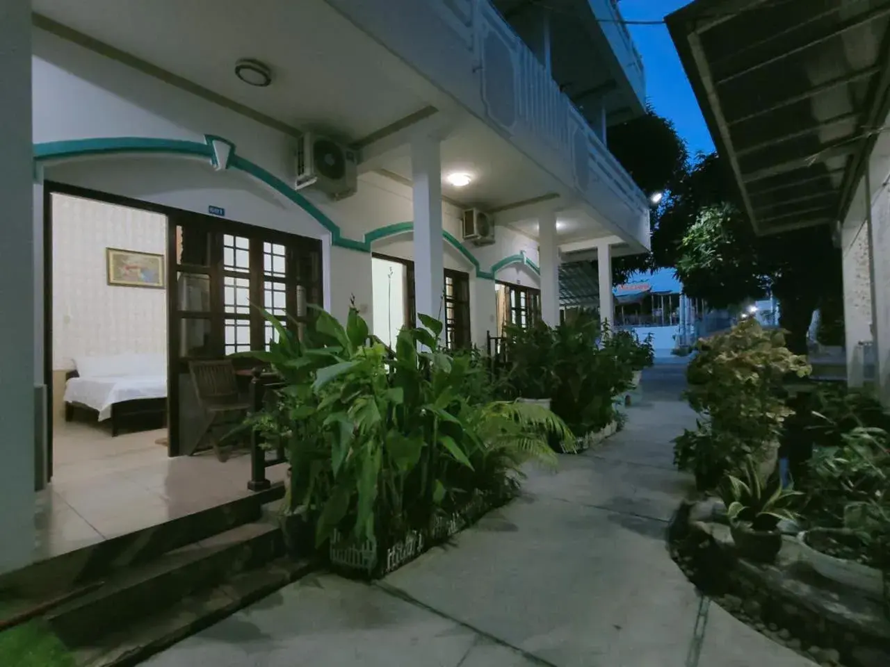 Economy Double Room in Hai Yen Family Hotel Economy Double Room in Hai Yen Family Hotel