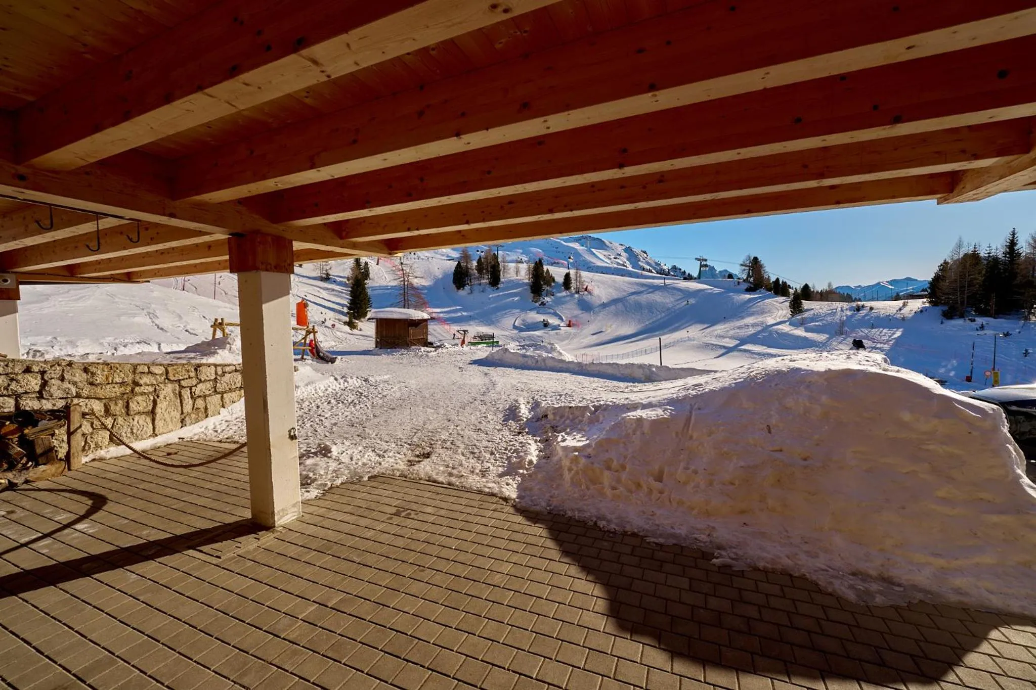 Parking in Hotel Pordoi Passo Pordoi Vegetarian Hotel