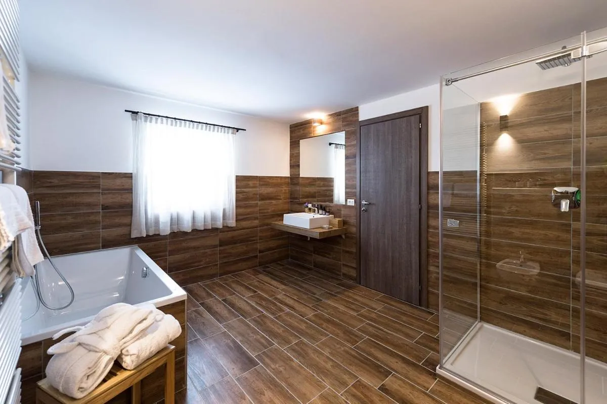 Bathroom in Hotel Pordoi Passo Pordoi Vegetarian Hotel