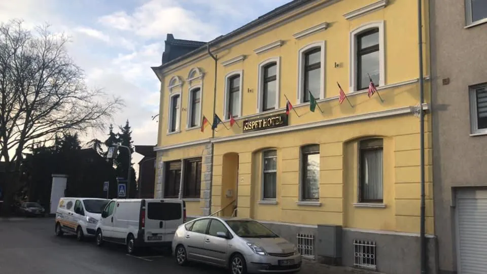 Property building in Kispet Deluxe Hotels&Suites