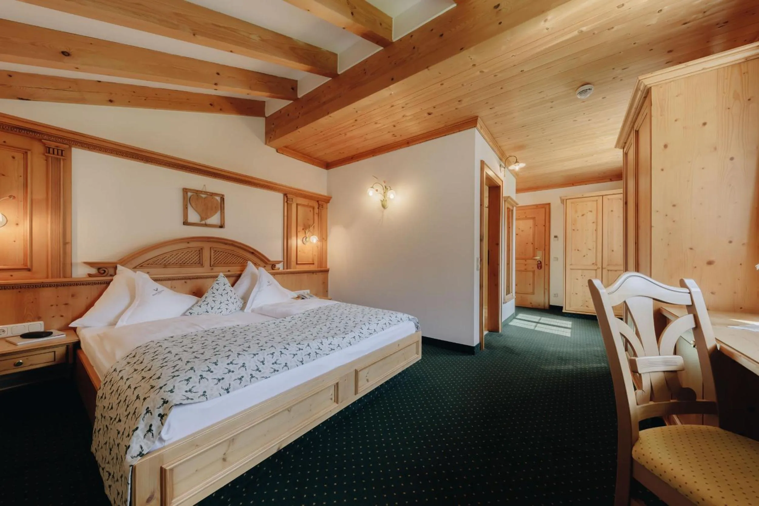 Photo of the whole room, Bed in Hotel Hirschen