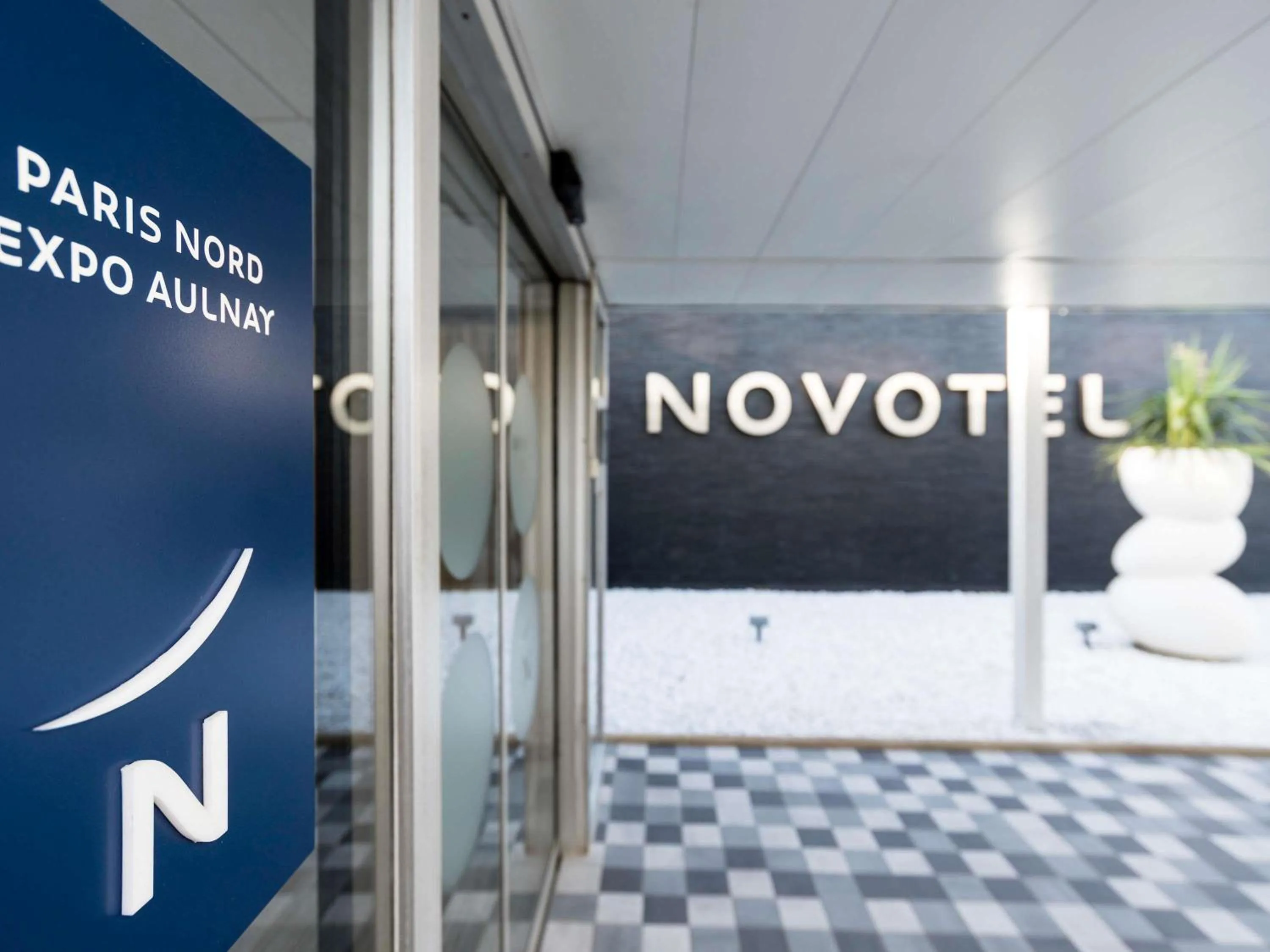 Property building in Novotel Paris Nord Expo Aulnay