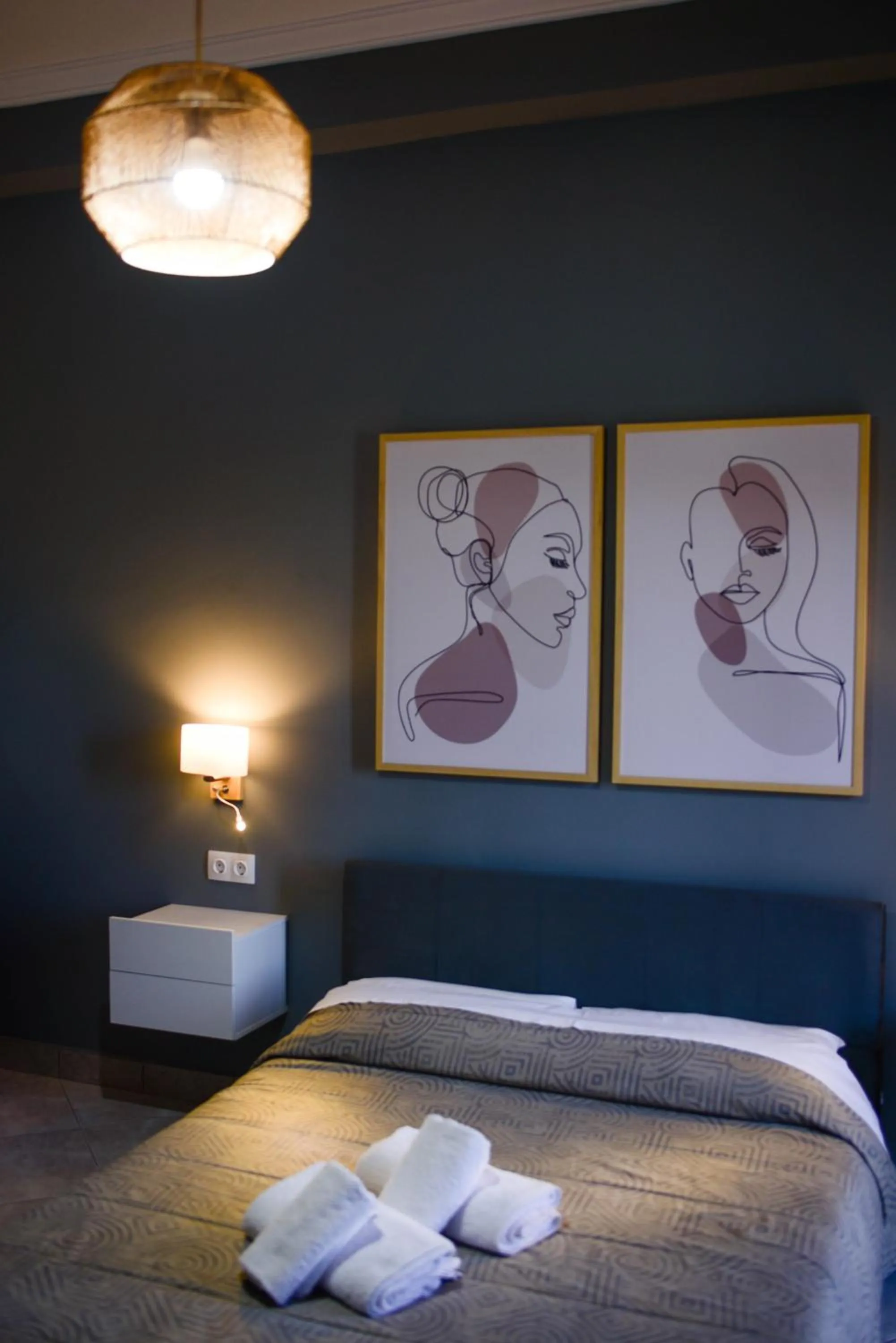 Bed in Vasilios Marinos Rooms