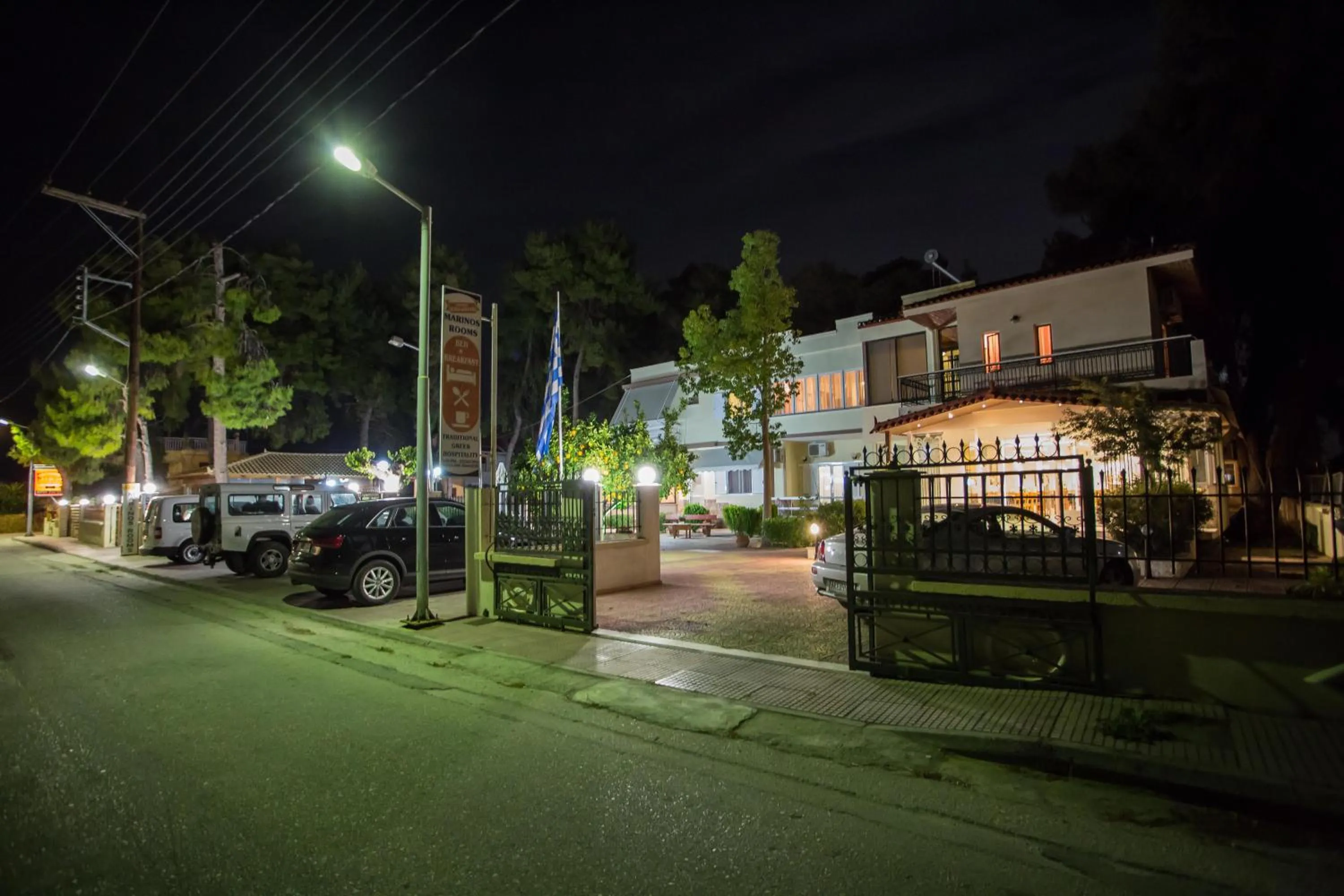 Facade/entrance in Vasilios Marinos Rooms