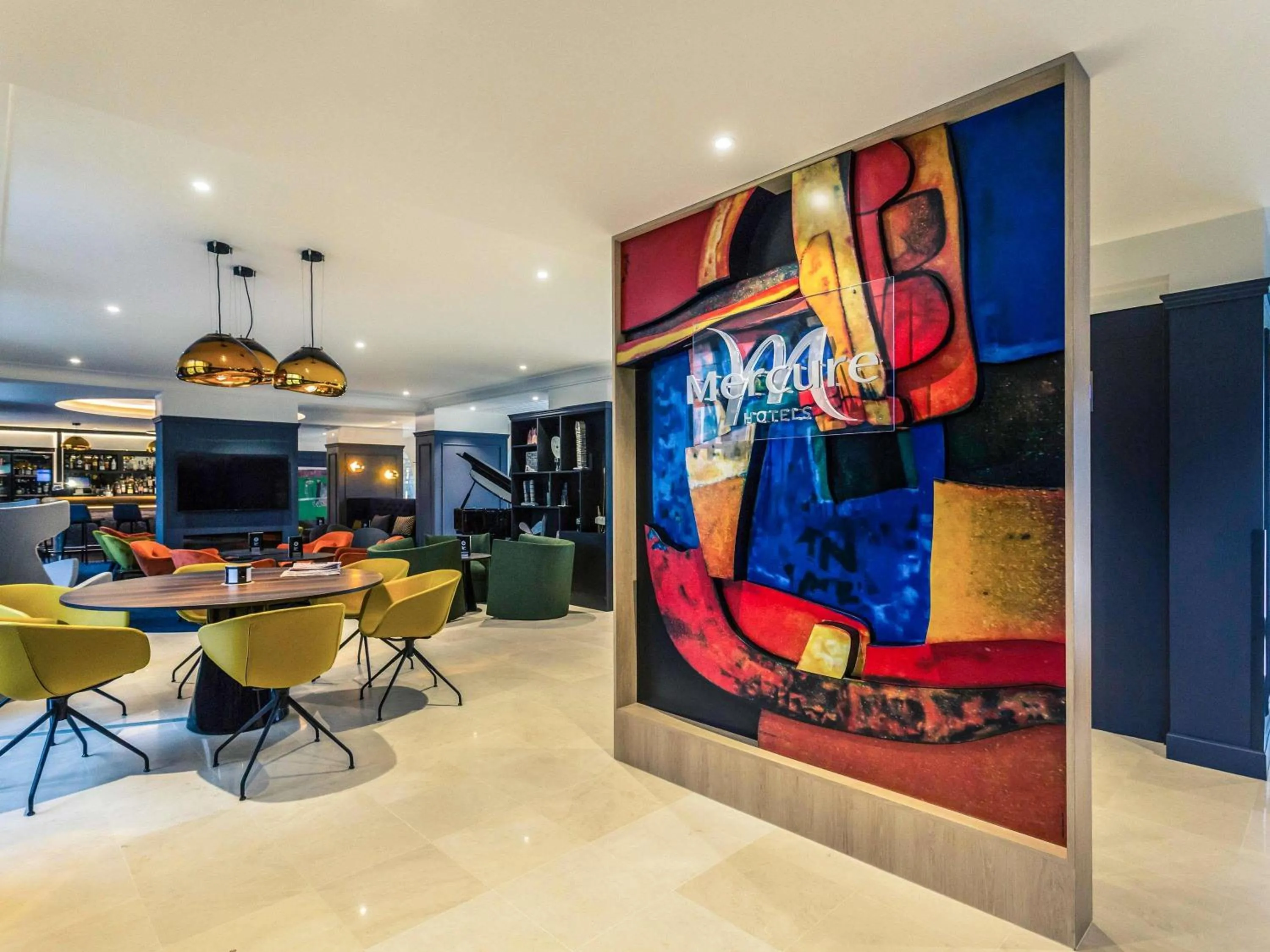 Property building in Hotel De Bourbon Grand Hotel Mercure Bourges