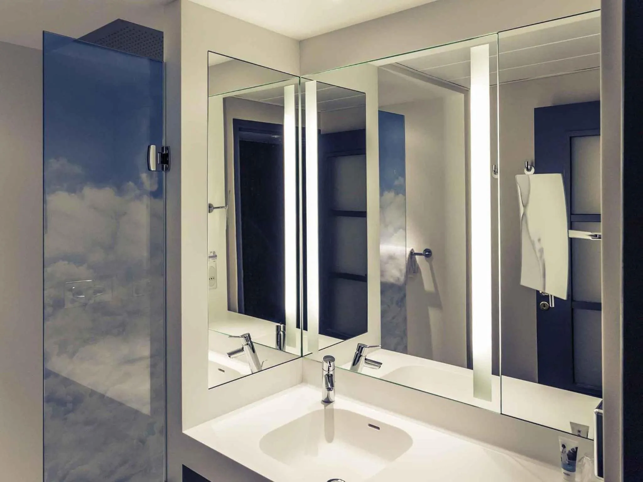 Privilege Double Room with Sofa in Hotel De Bourbon Grand Hotel Mercure Bourges