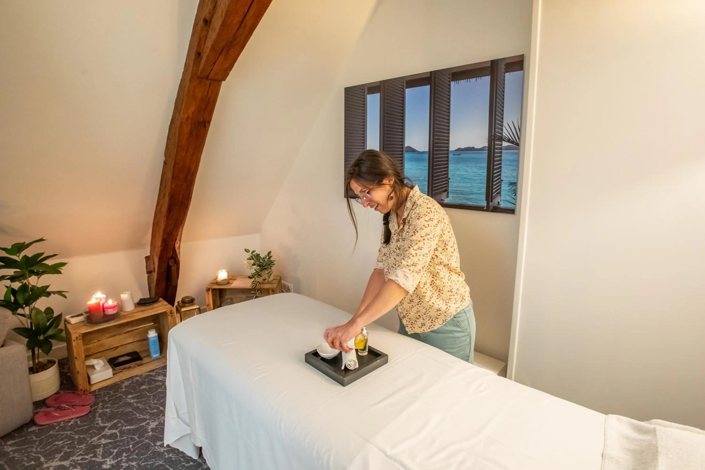 Massage in Hotel De Bourbon Grand Hotel Mercure Bourges