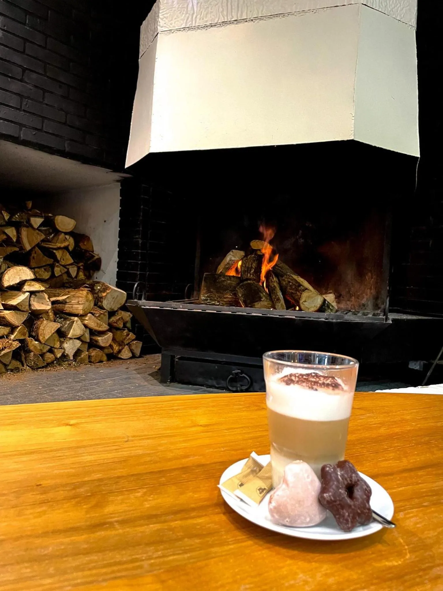 Food and drinks in Novotel Fontainebleau Ury