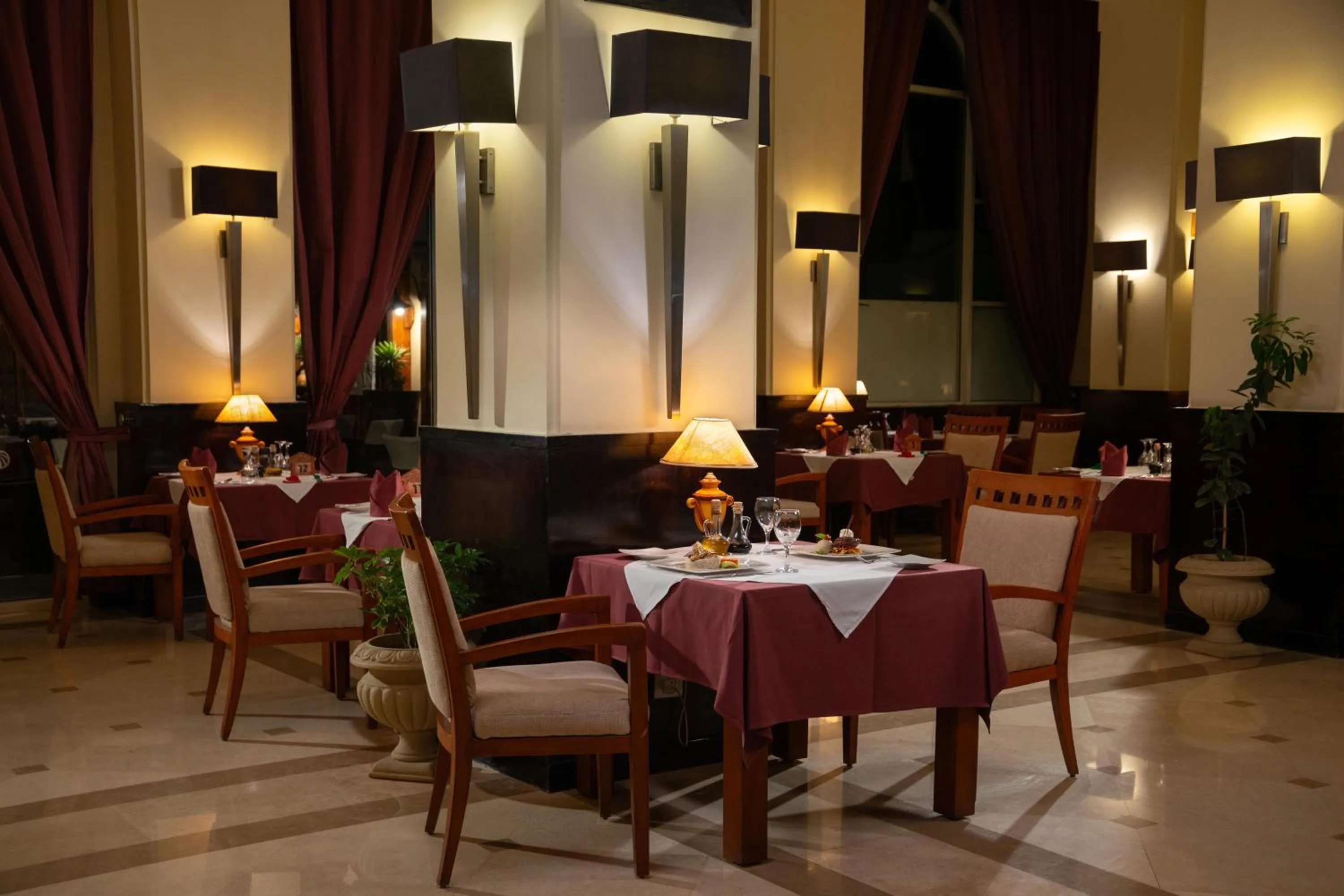 Restaurant/places to eat in Cleopatra Luxury Resort Makadi Bay