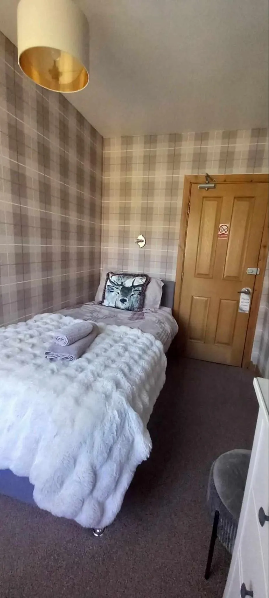 Bed in Don Muir Guesthouse