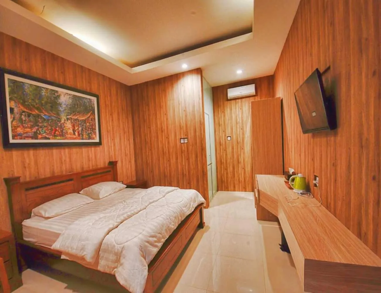 Bed in Omah Joglo Semarang