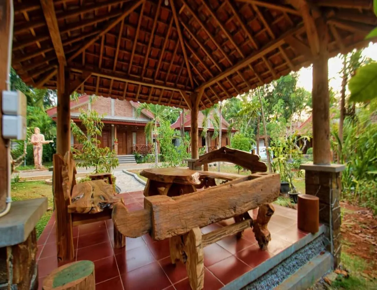 Area and facilities in Omah Joglo Semarang